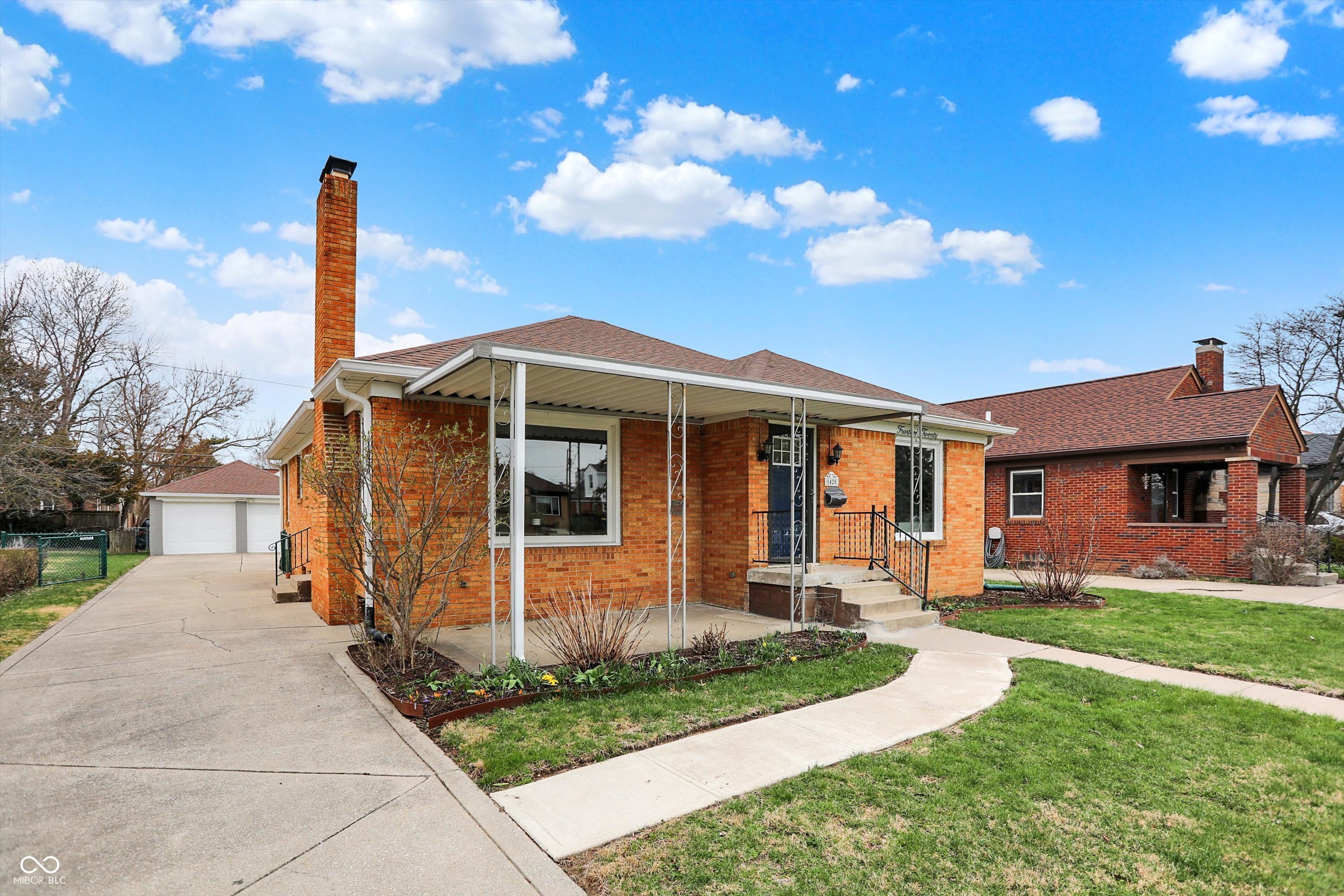 1420 N Leland Avenue