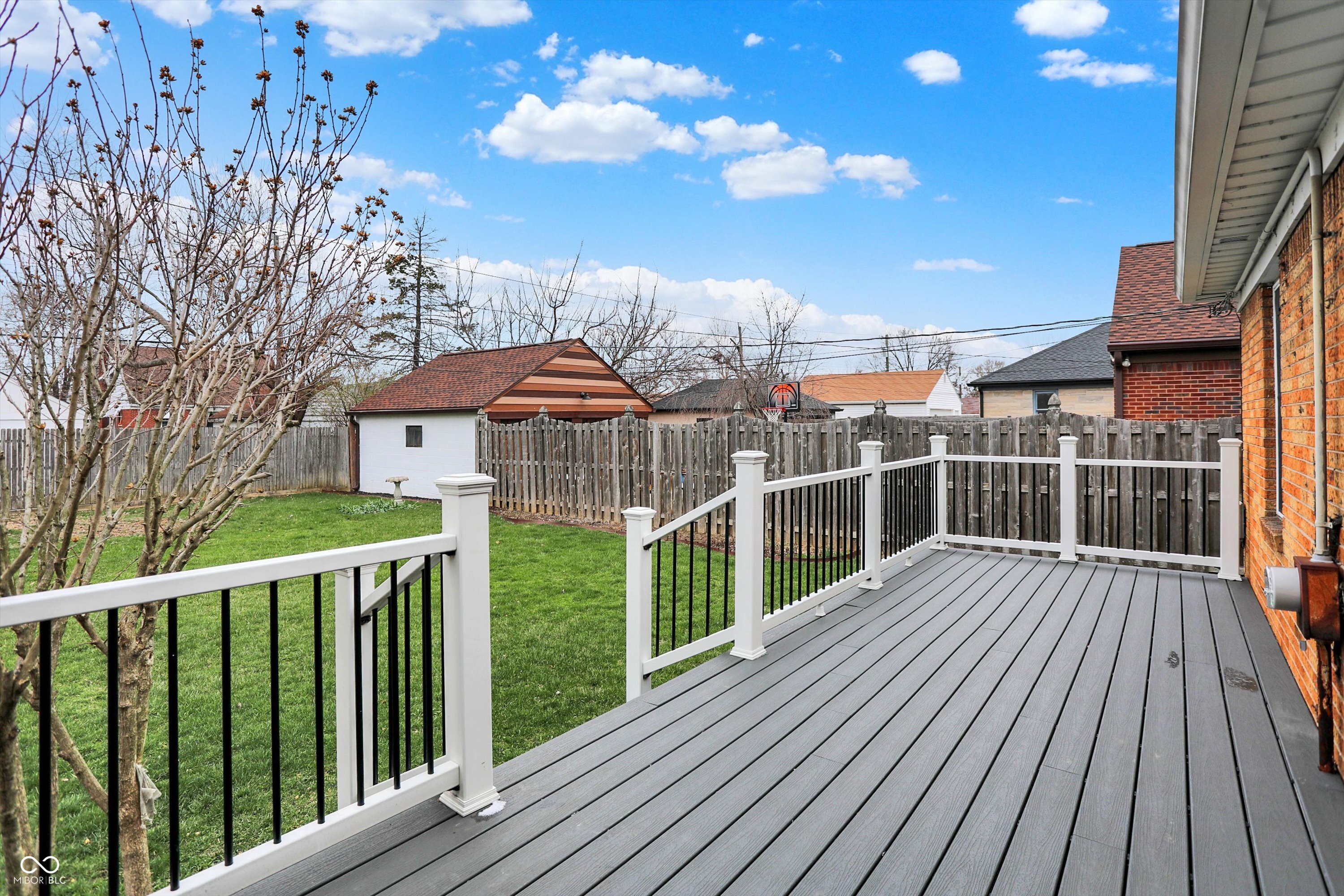 1420 N Leland Avenue