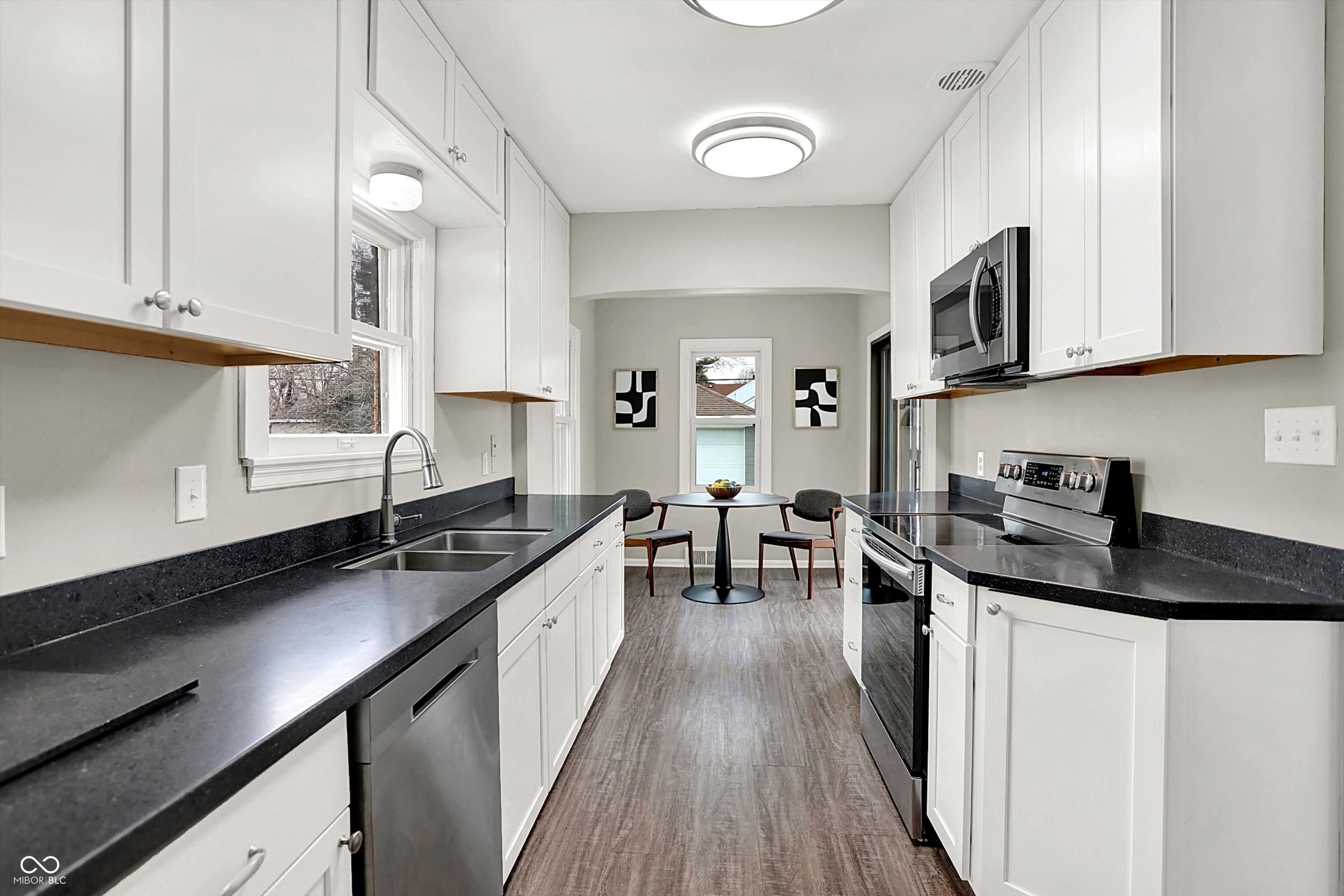 1420 N Leland Avenue