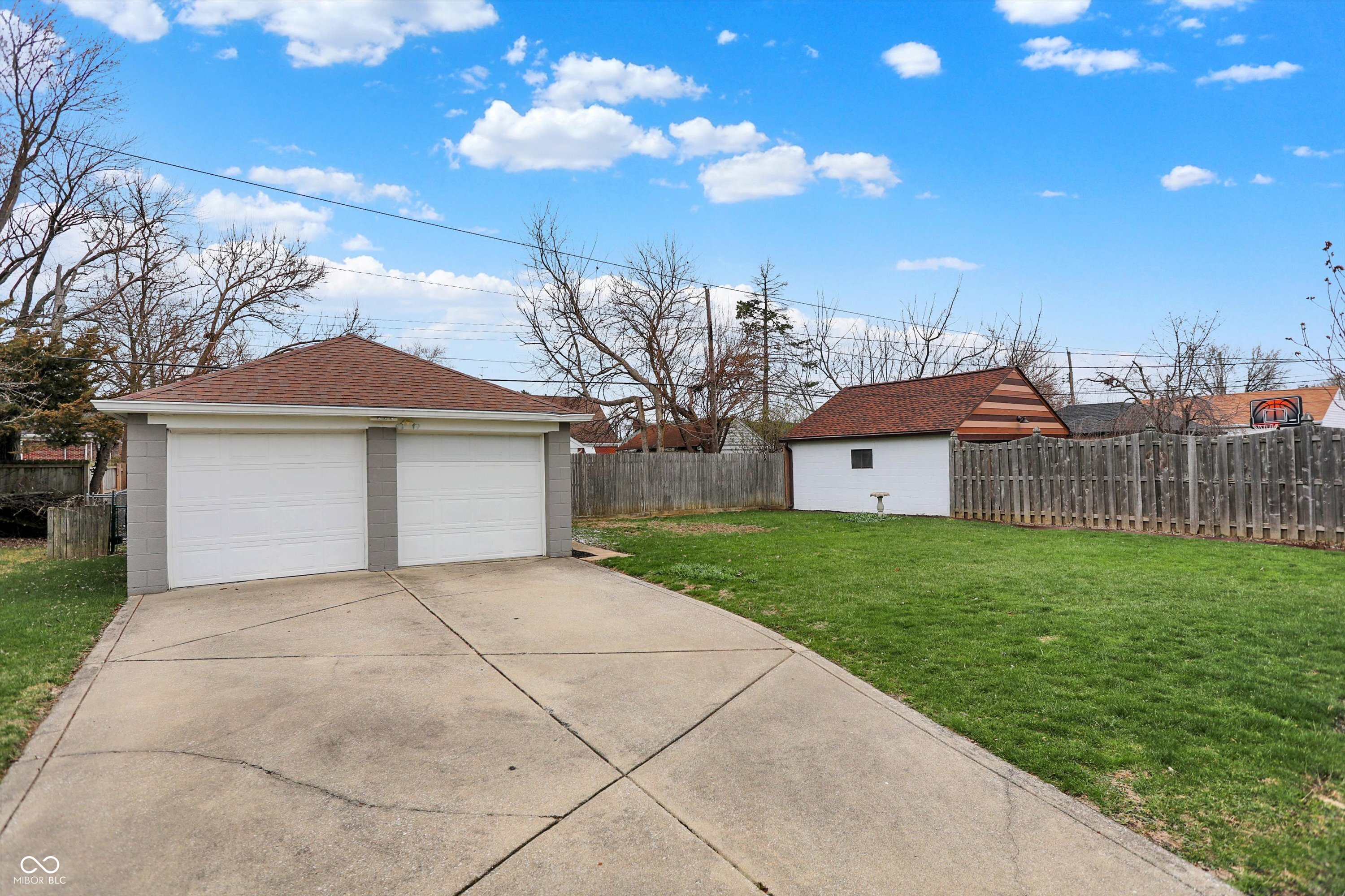 1420 N Leland Avenue