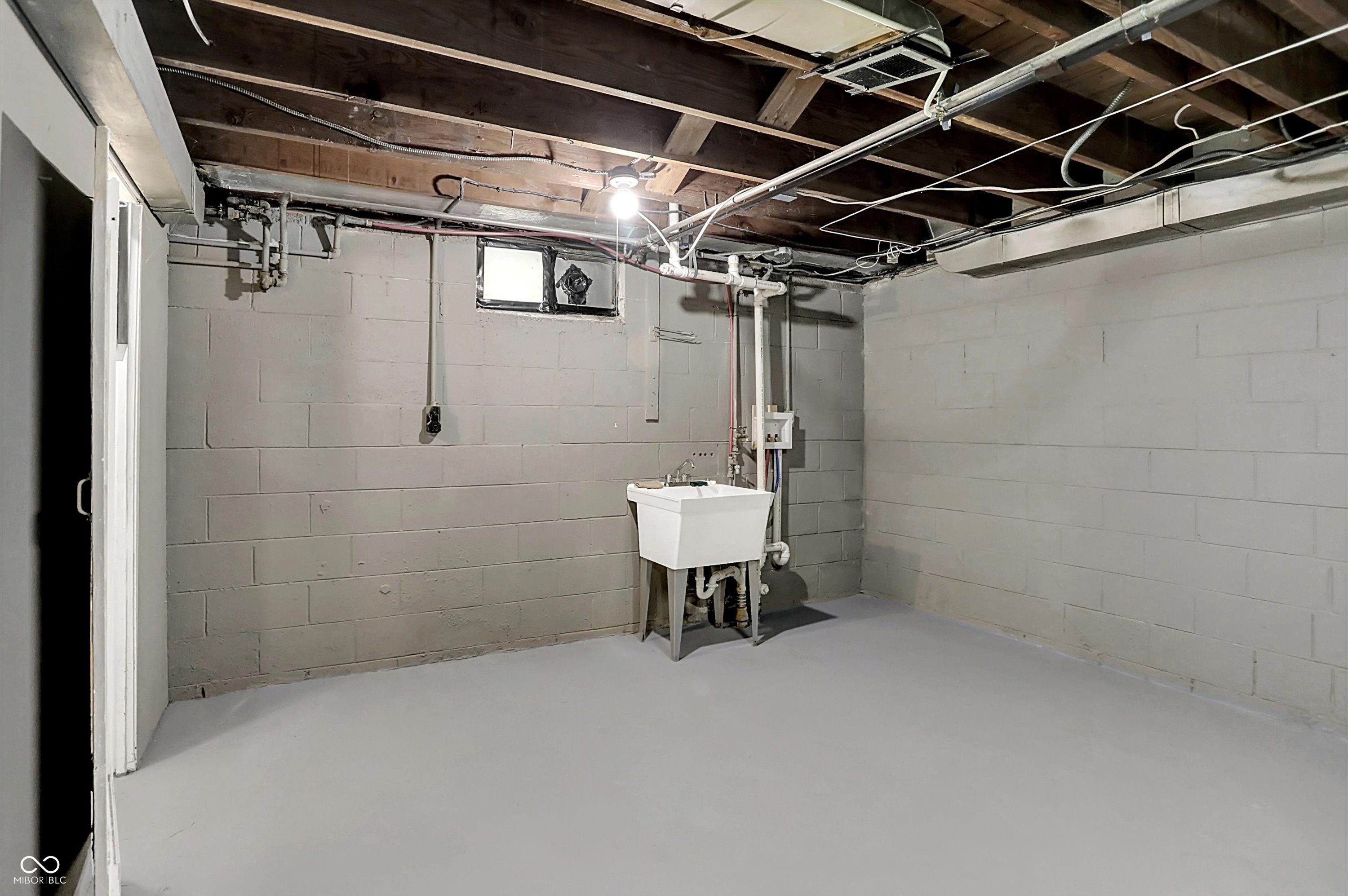 1420 N Leland Avenue