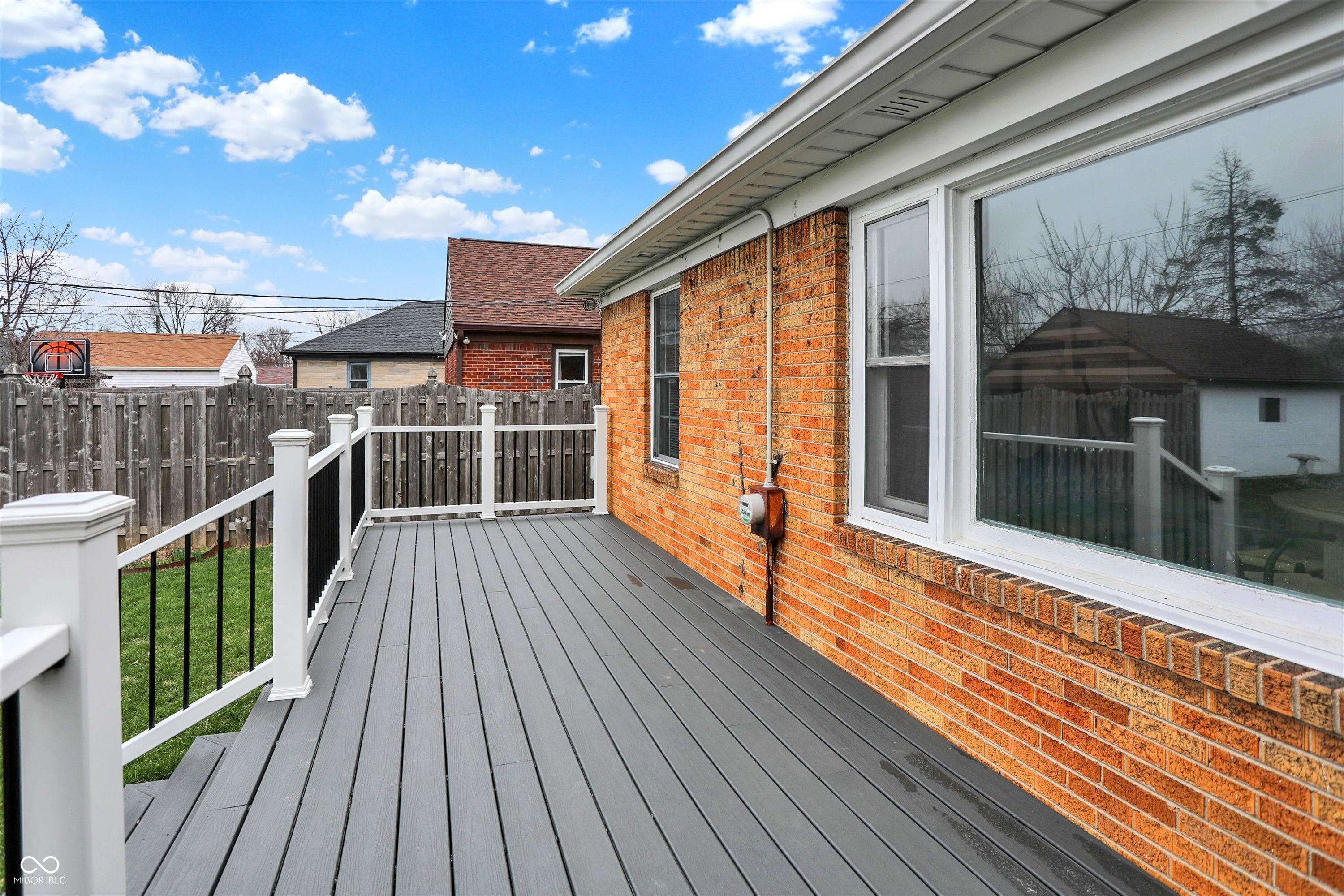 1420 N Leland Avenue