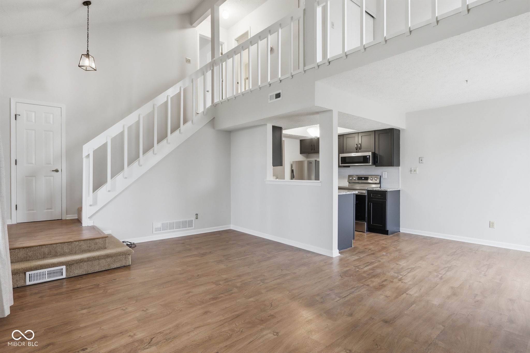 2612 Chaseway Court