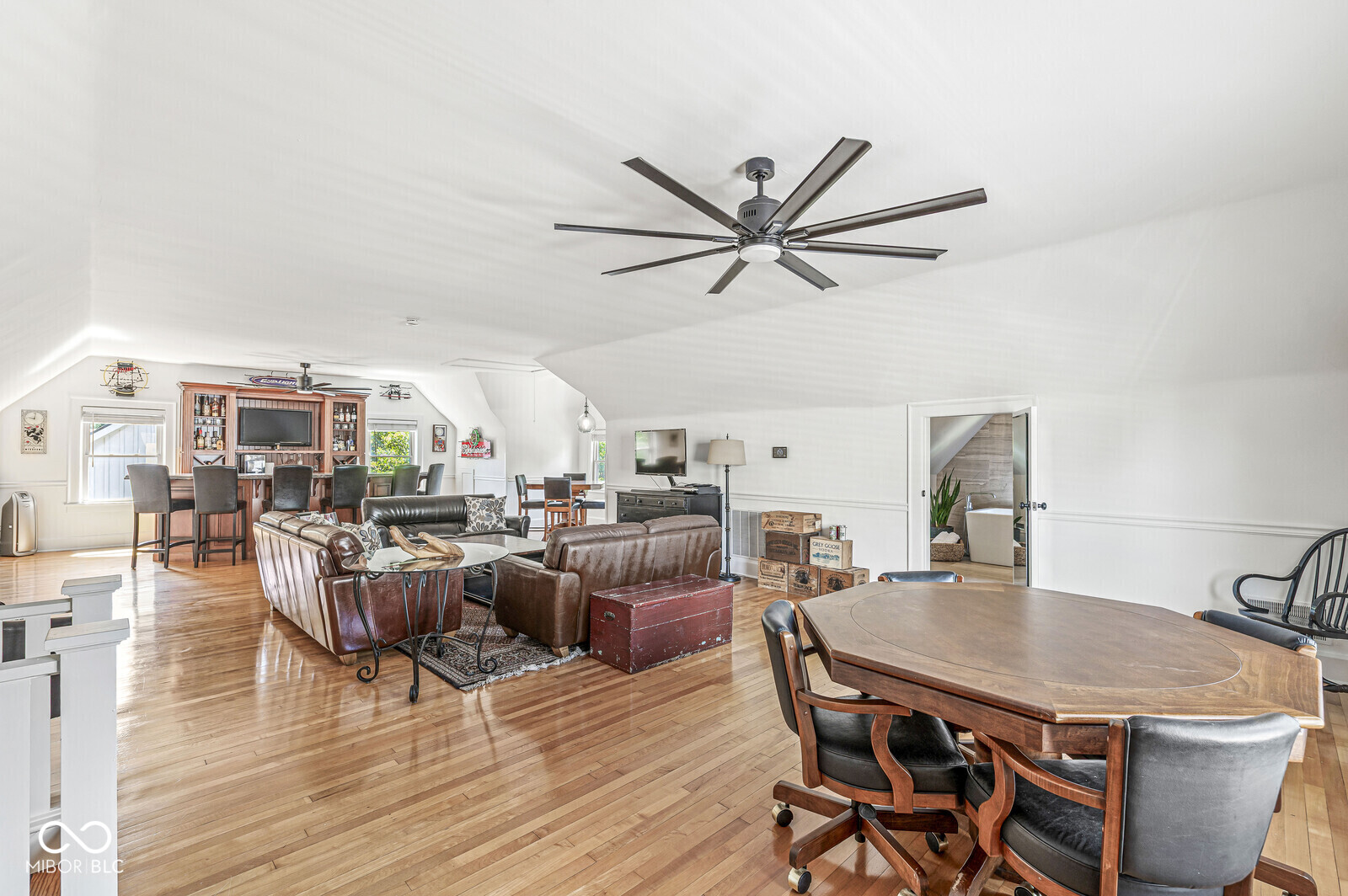 4519 N Meridian Street