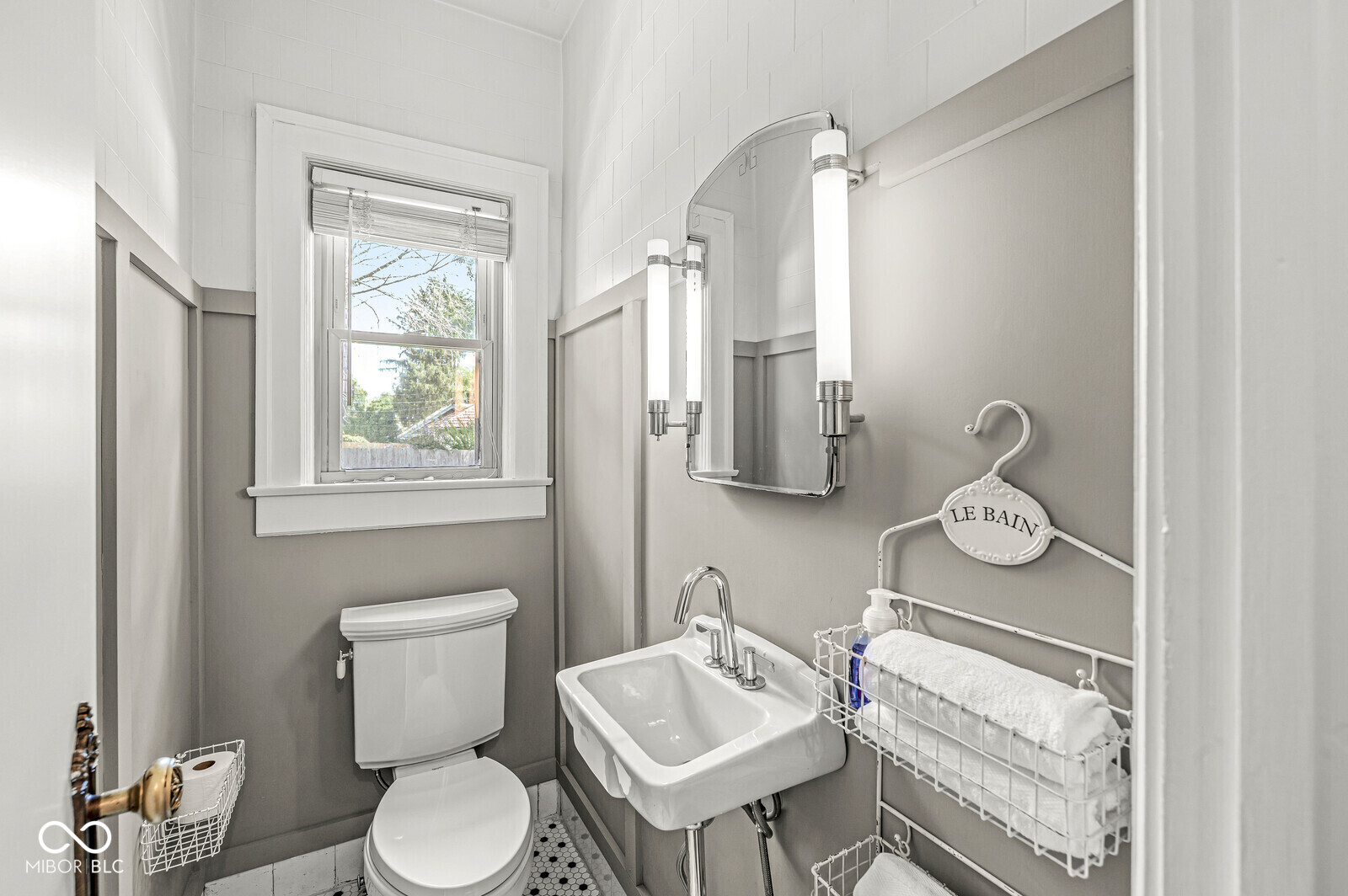 4519 N Meridian Street