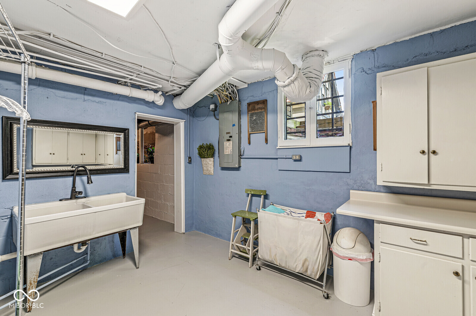 4519 N Meridian Street