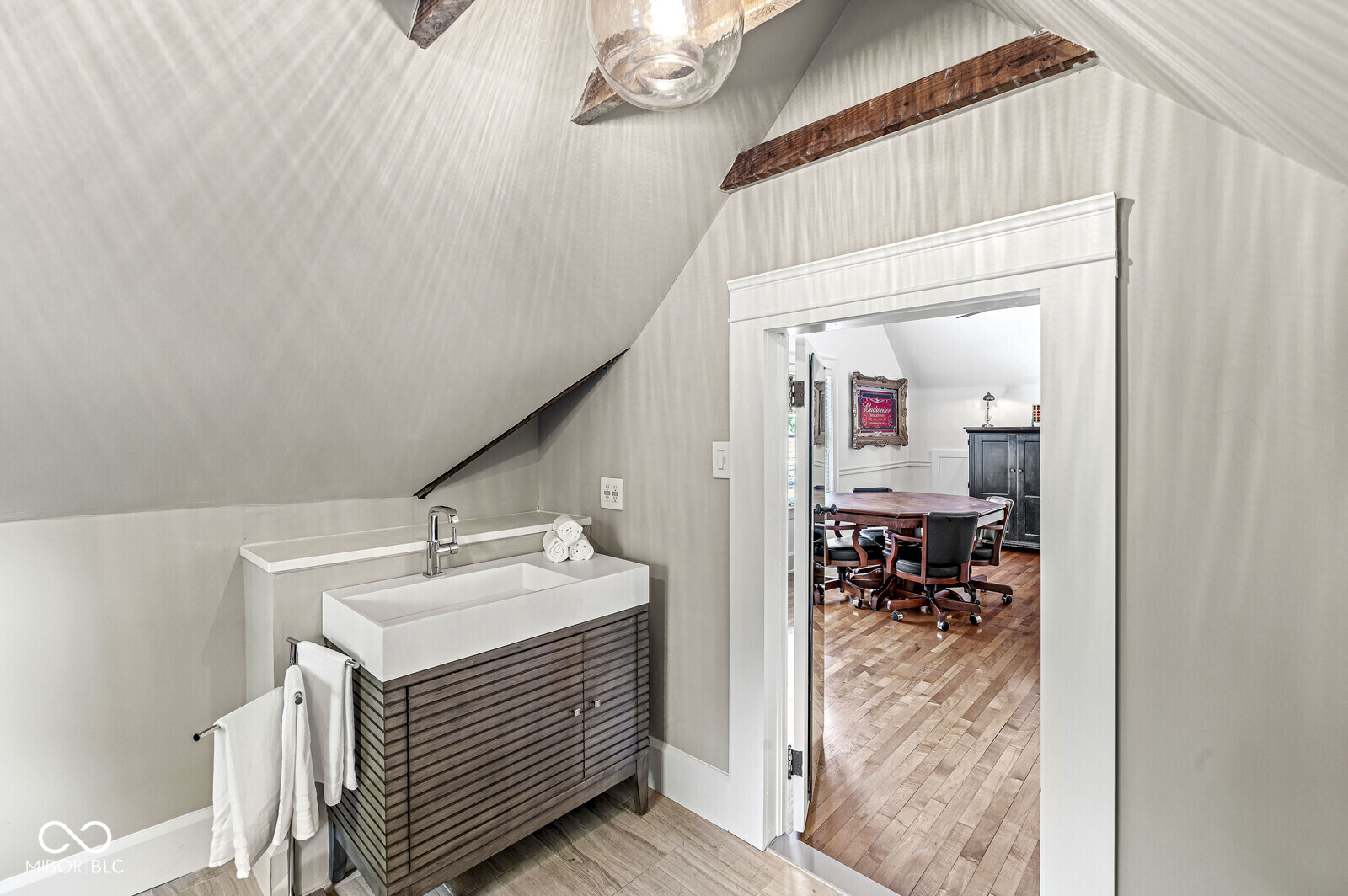 4519 N Meridian Street