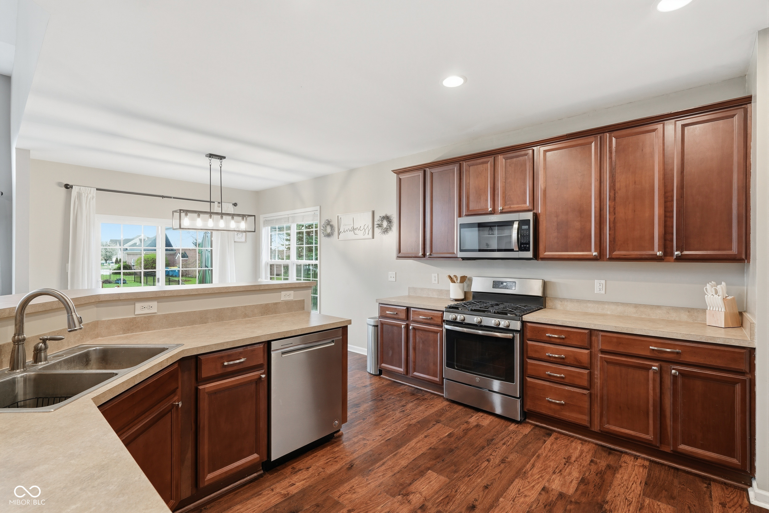 1559 Redsunset Drive