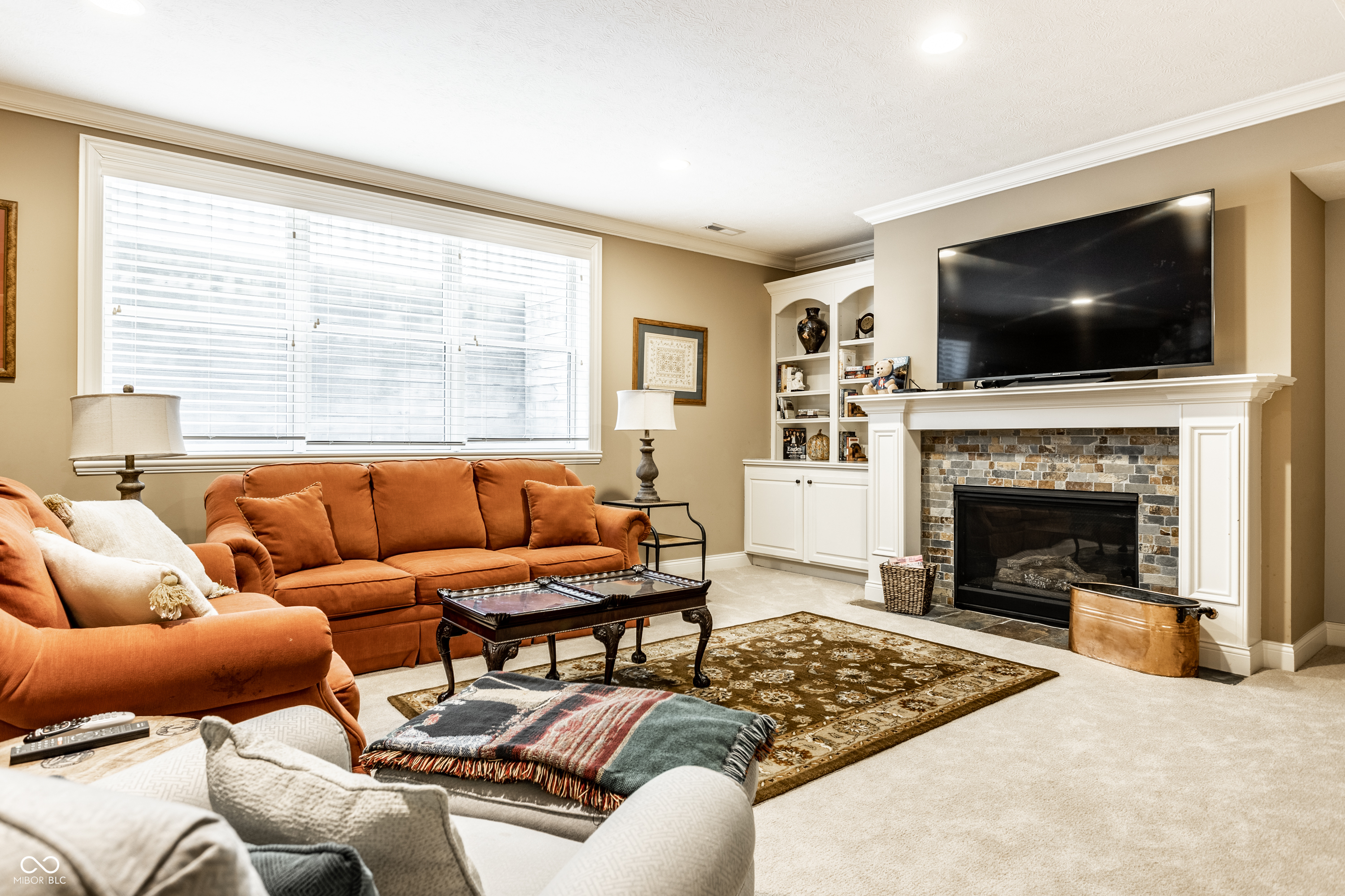 13002 Deerstyne Green Street