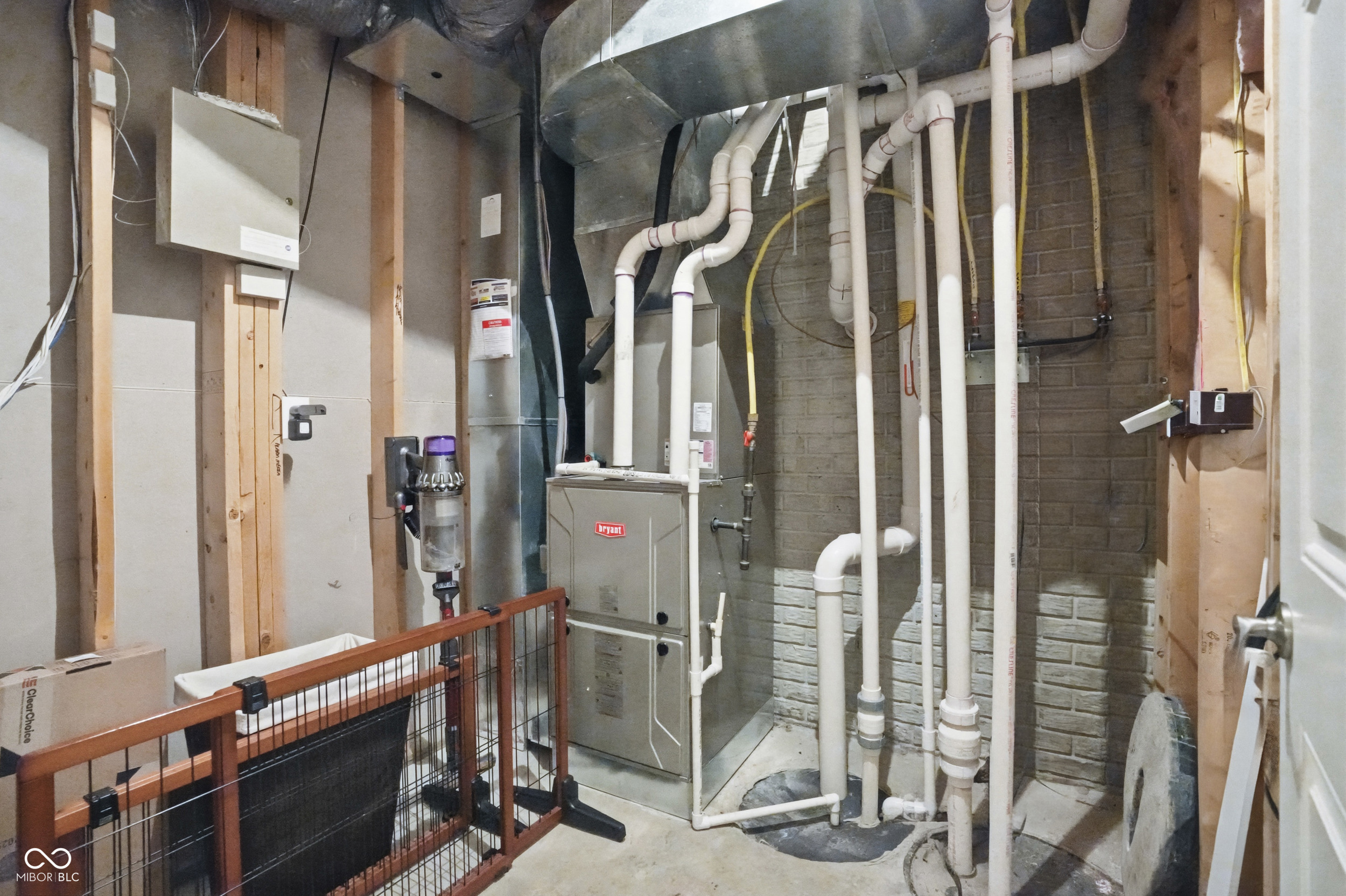 1635 N Alabama Street