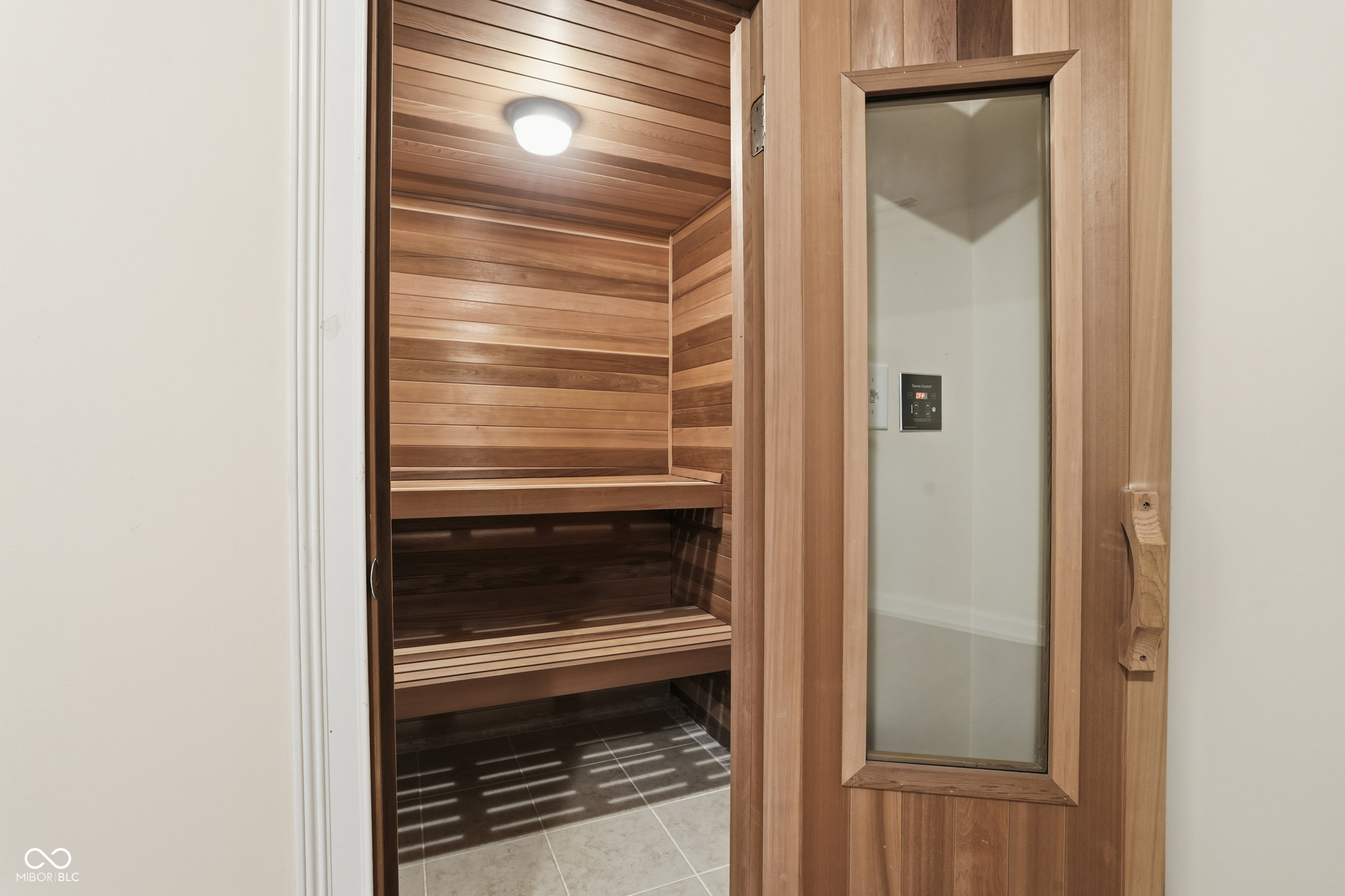 1635 N Alabama Street