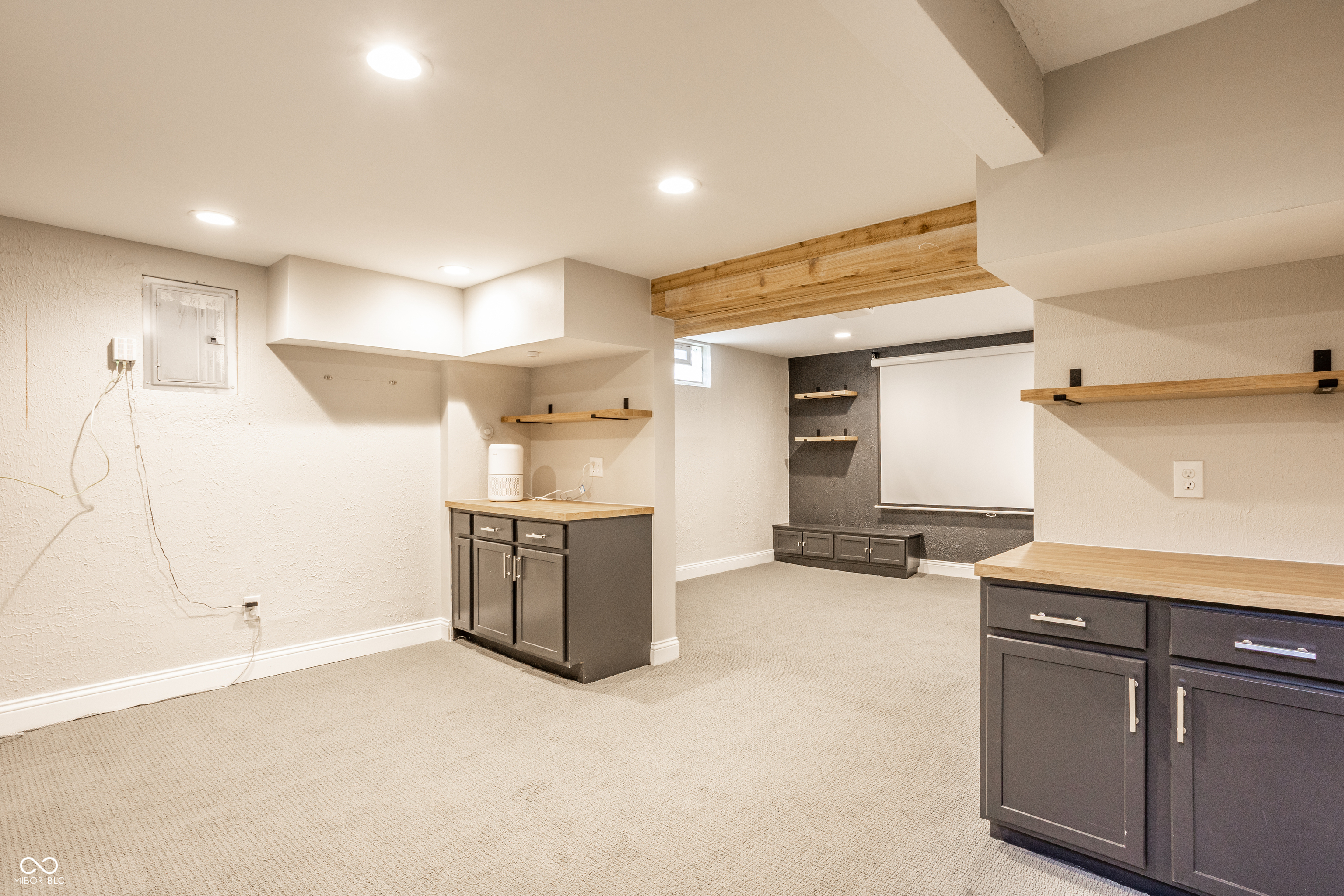 5857 Kingsley Drive