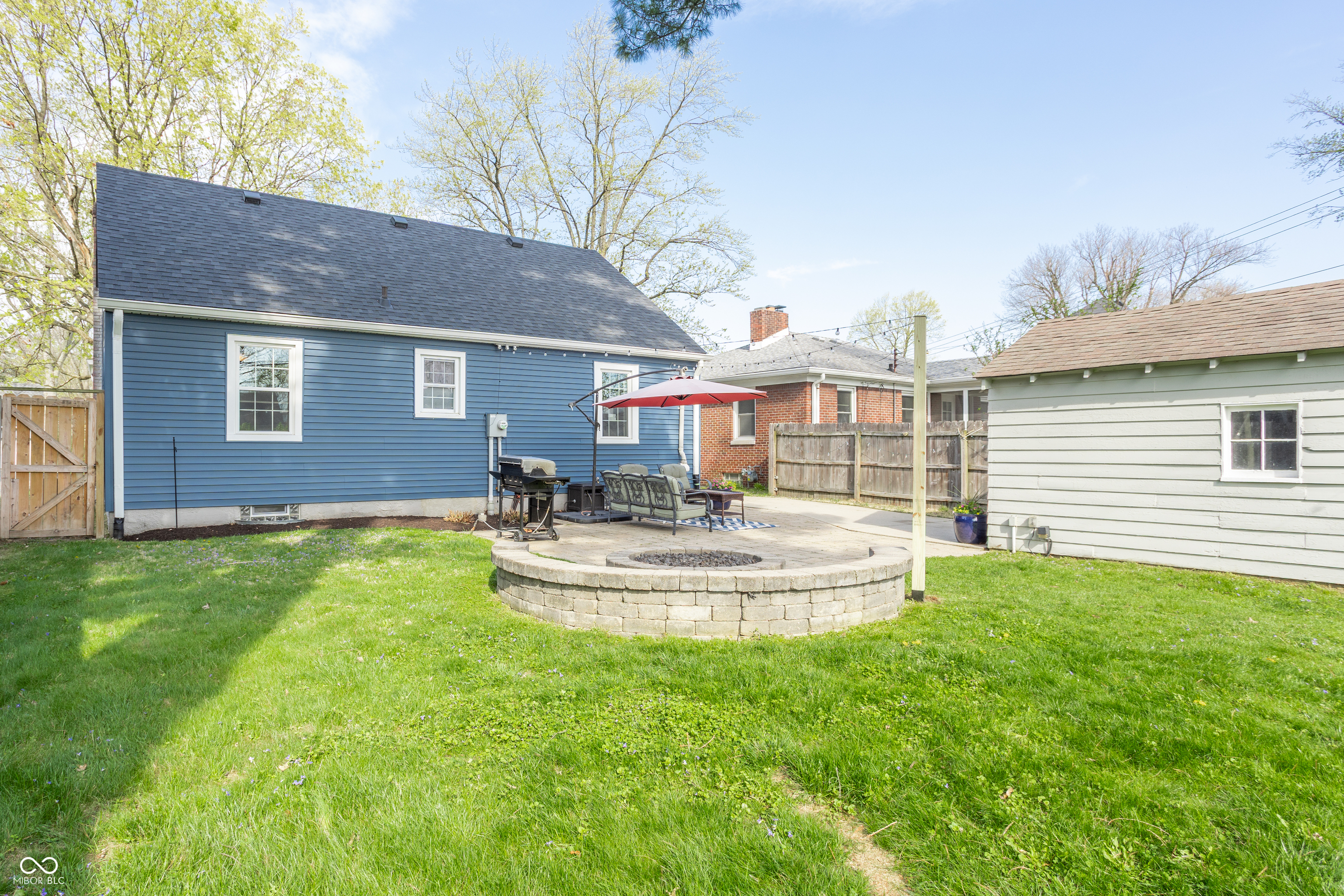 5857 Kingsley Drive