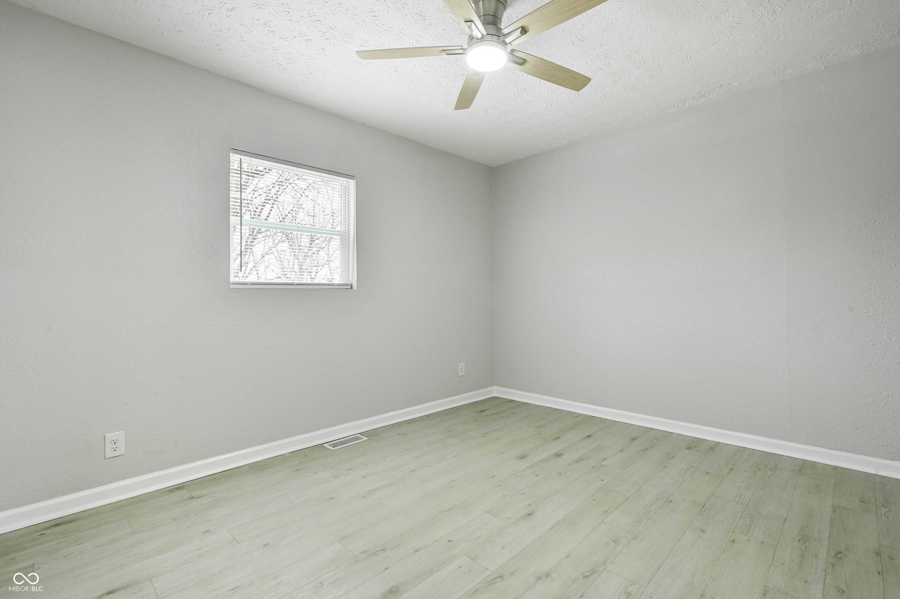 3449 Seine Court