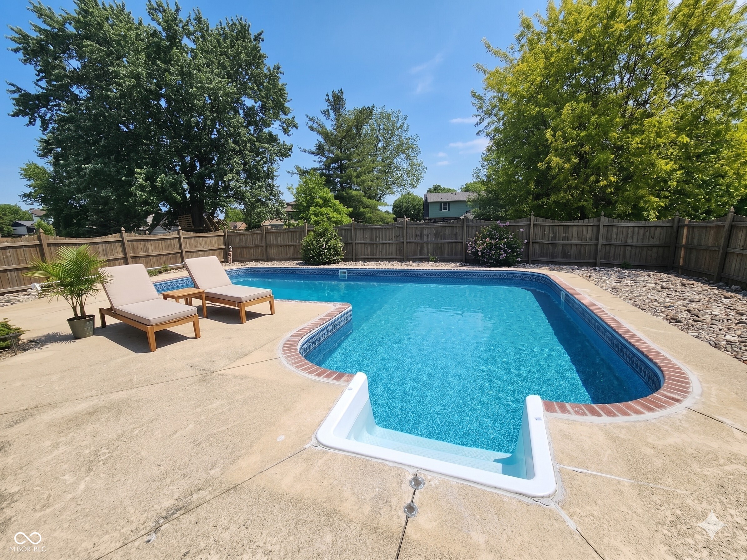 10304 Fallen Oak Drive