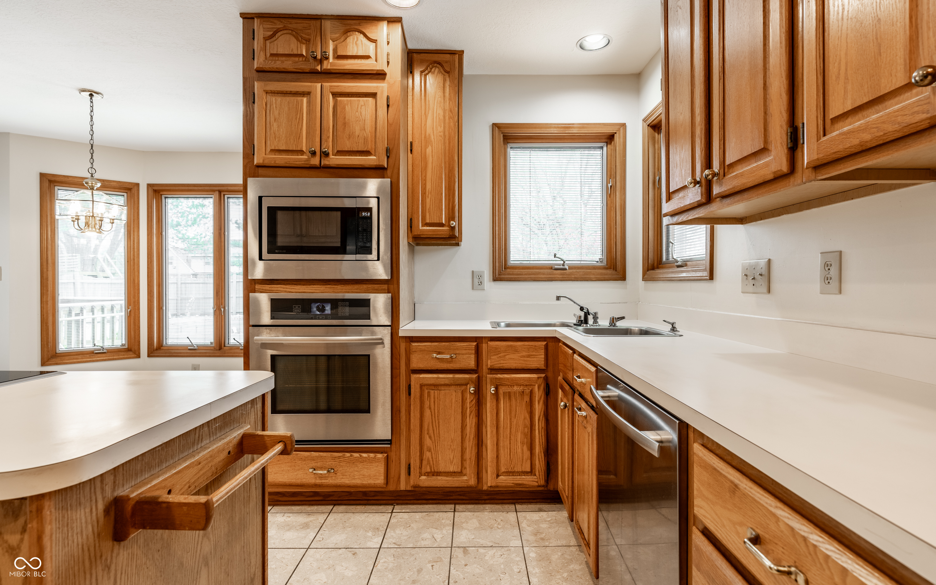 10304 Fallen Oak Drive