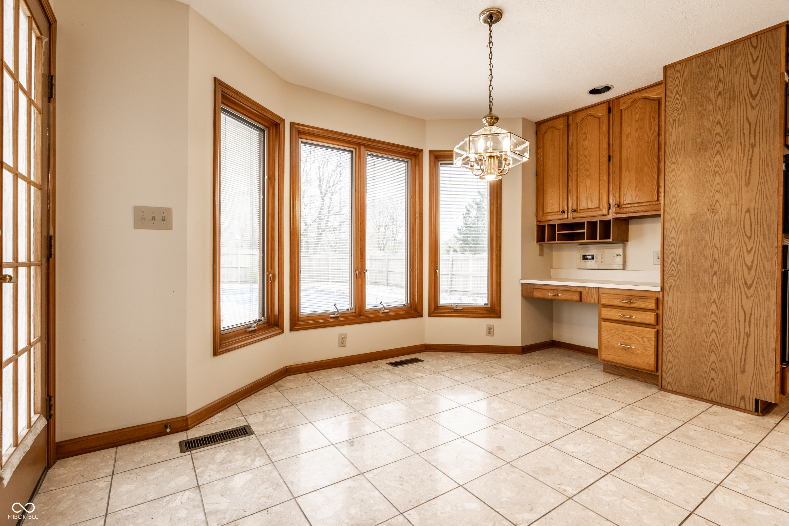 10304 Fallen Oak Drive