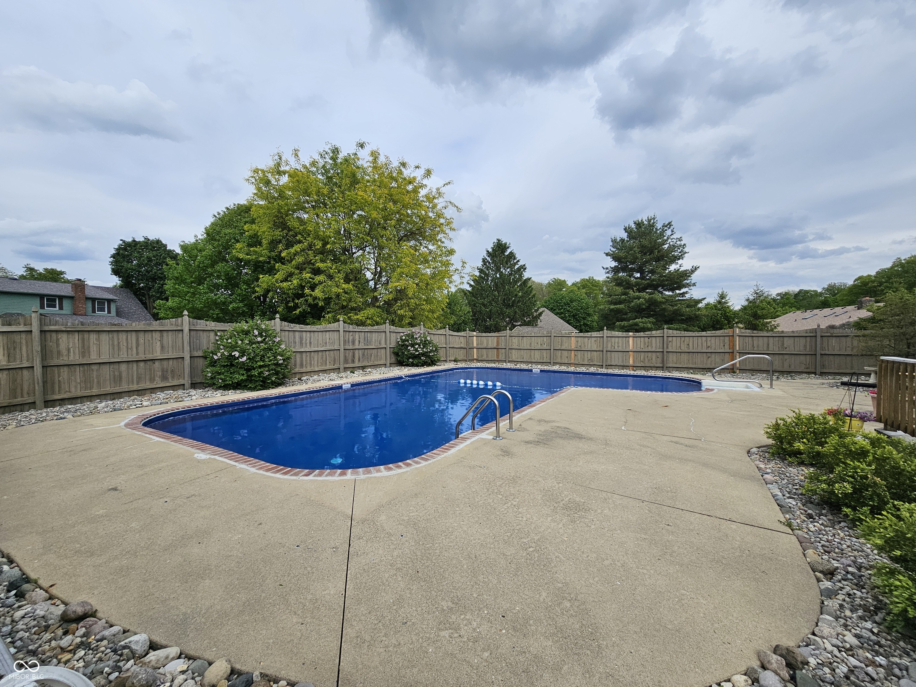 10304 Fallen Oak Drive