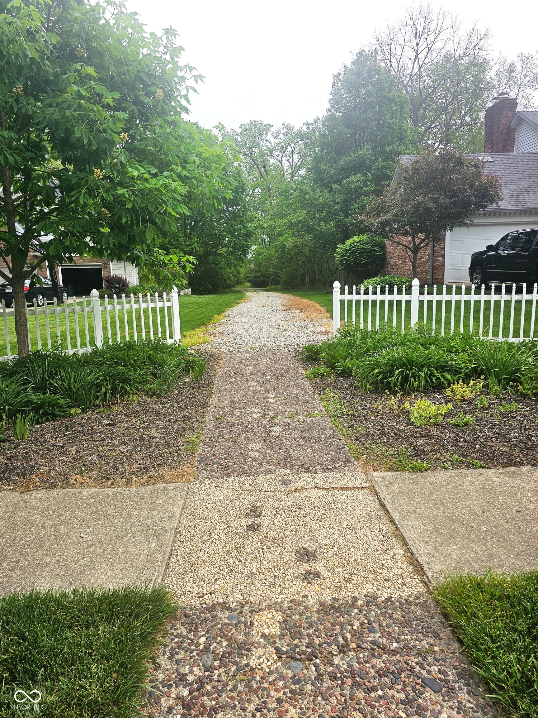 10304 Fallen Oak Drive
