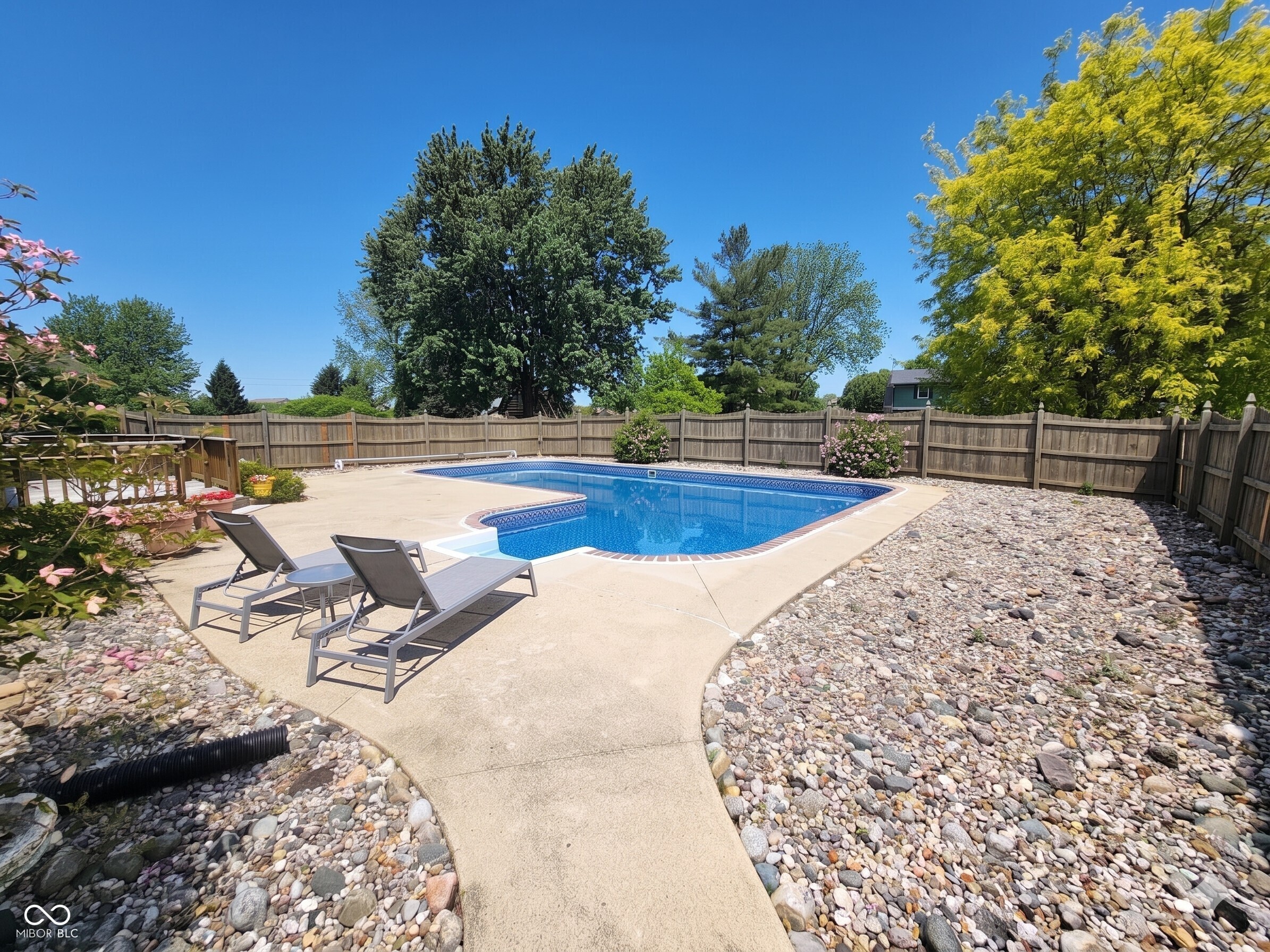 10304 Fallen Oak Drive
