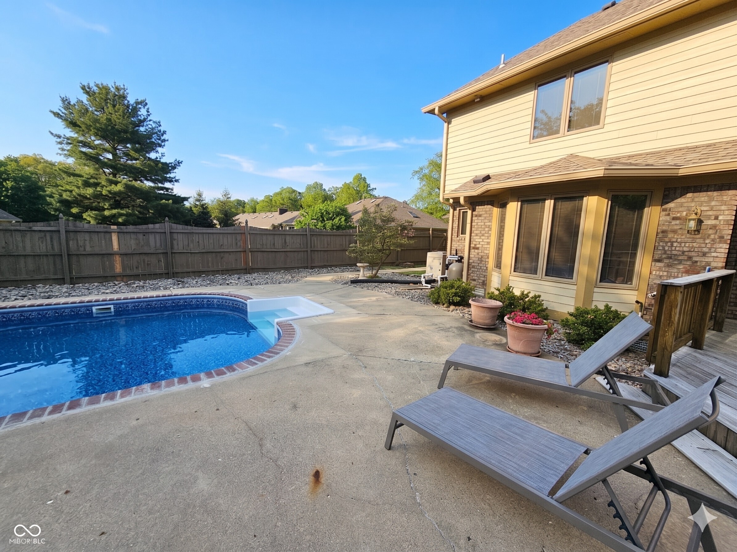 10304 Fallen Oak Drive