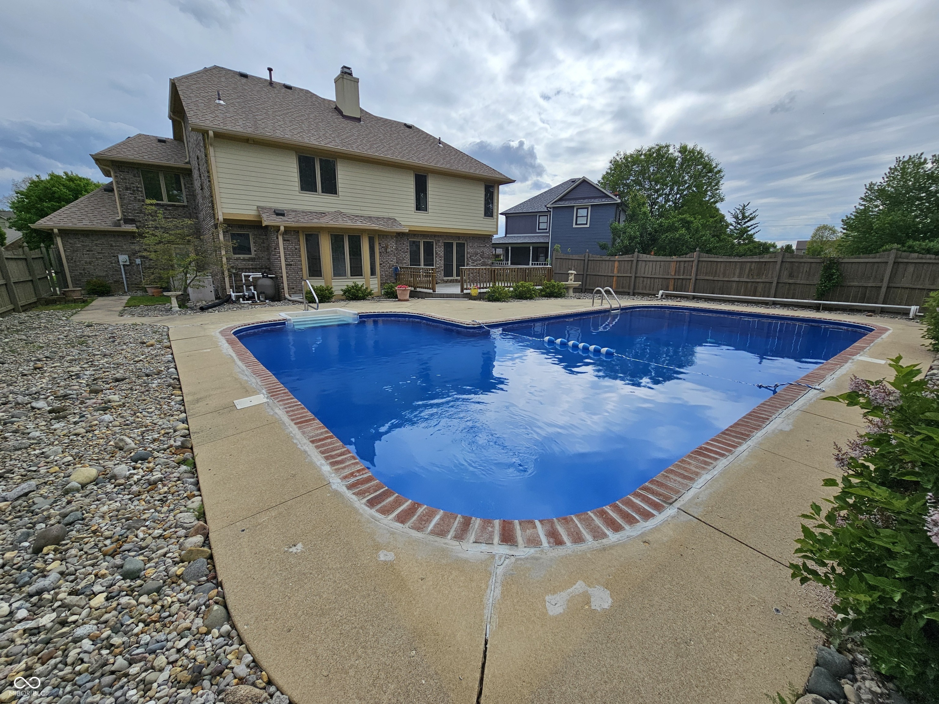 10304 Fallen Oak Drive