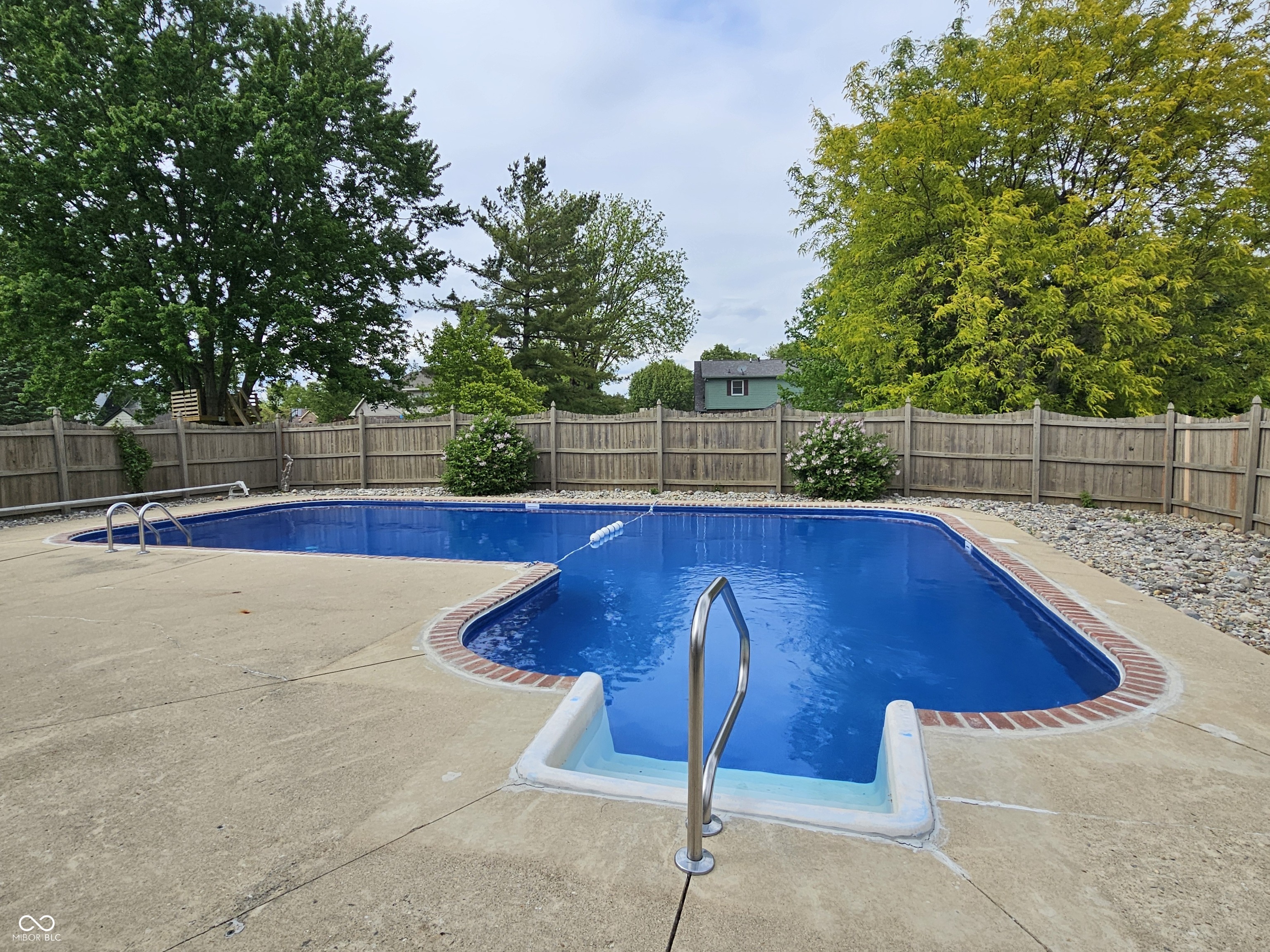 10304 Fallen Oak Drive