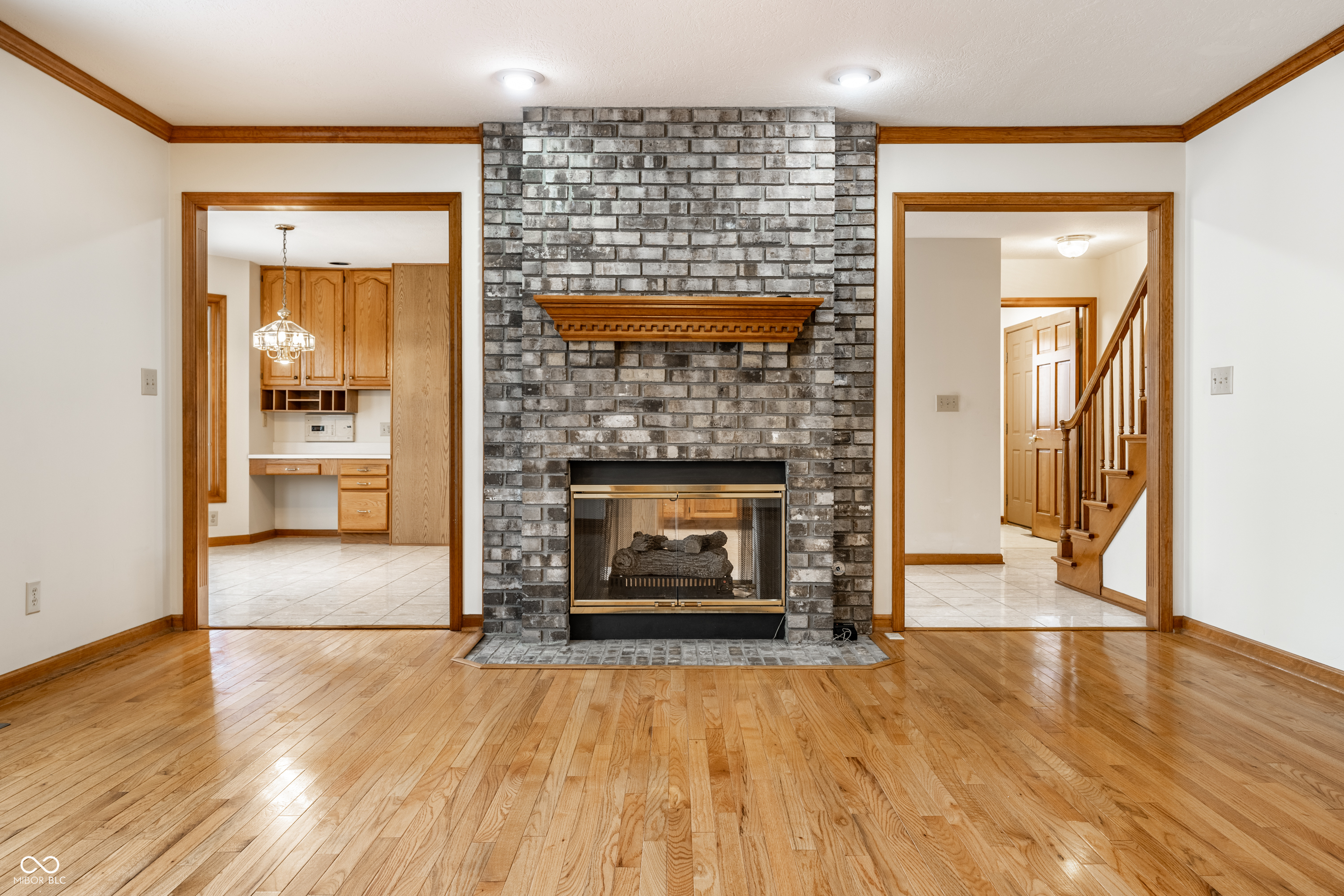 10304 Fallen Oak Drive