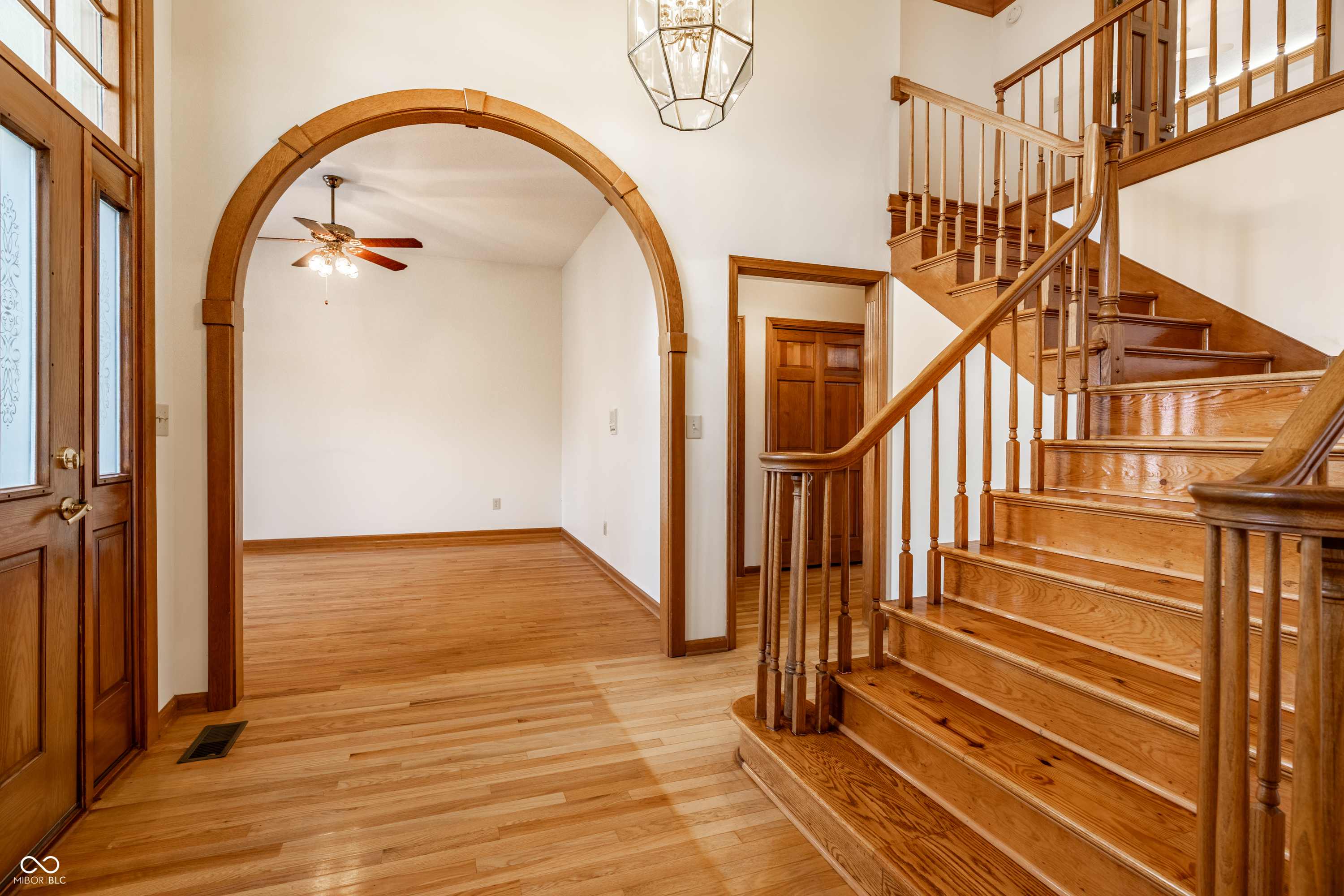 10304 Fallen Oak Drive