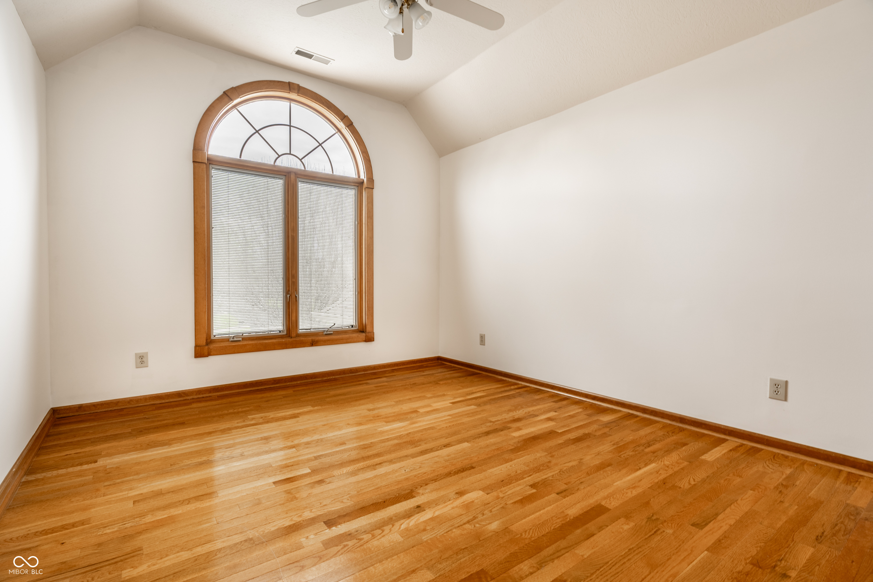 10304 Fallen Oak Drive