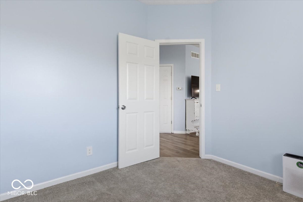 3704 Reflection Drive Unit: 4