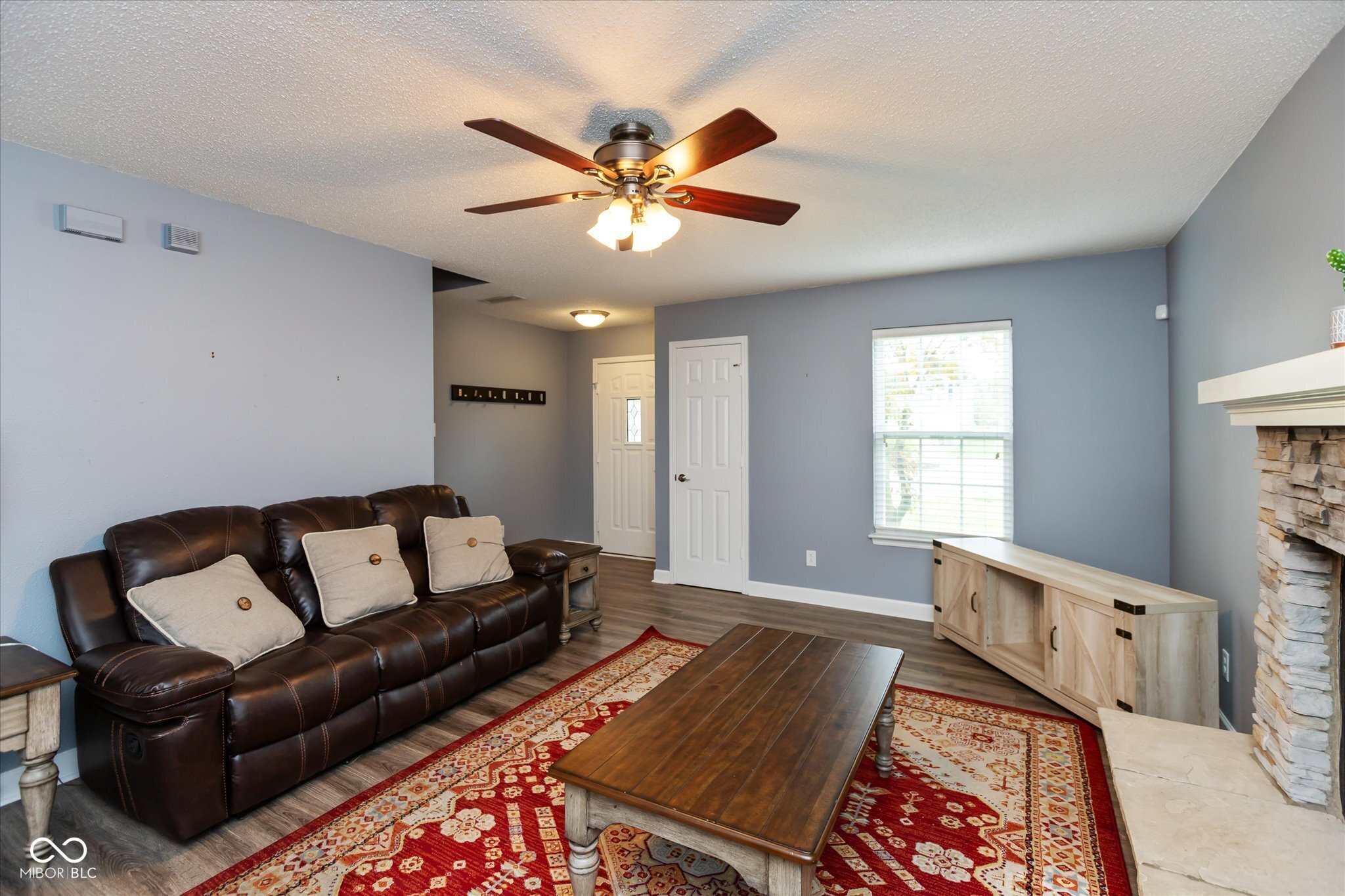 10270 Apple Blossom Circle