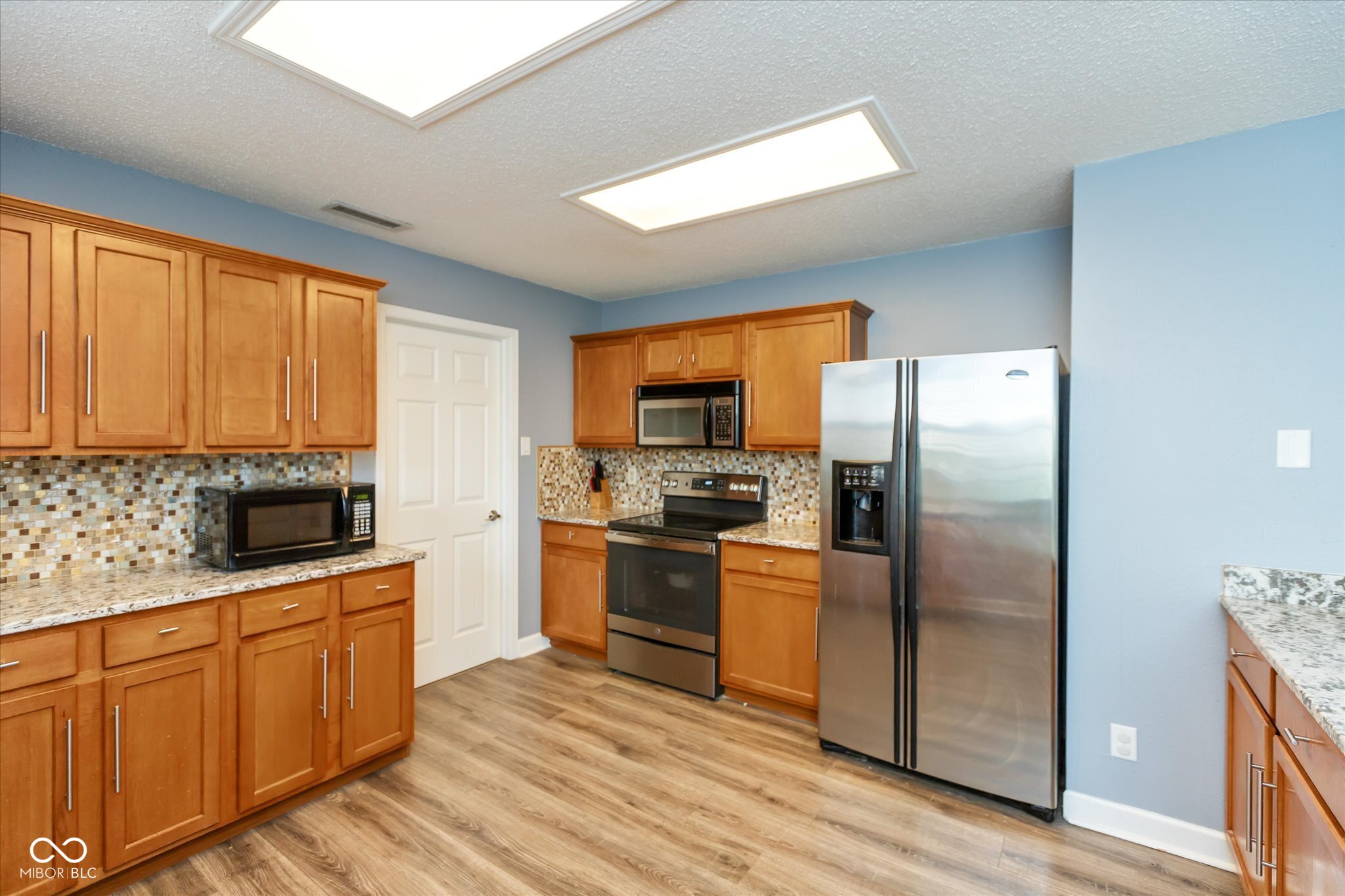 10270 Apple Blossom Circle