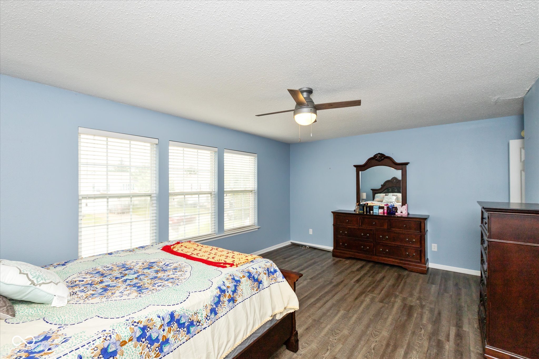 10270 Apple Blossom Circle