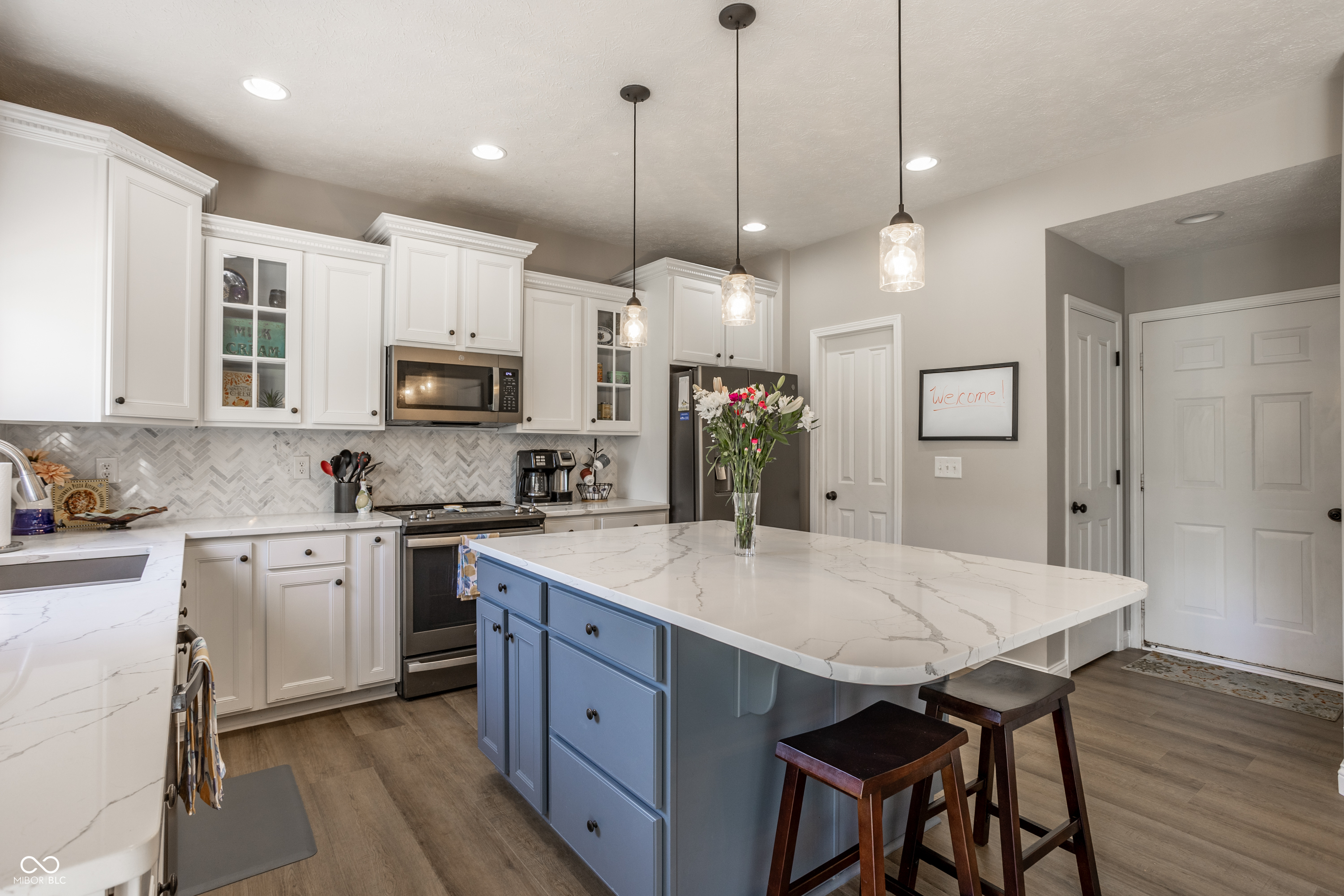 3627 Mossy Rock Drive