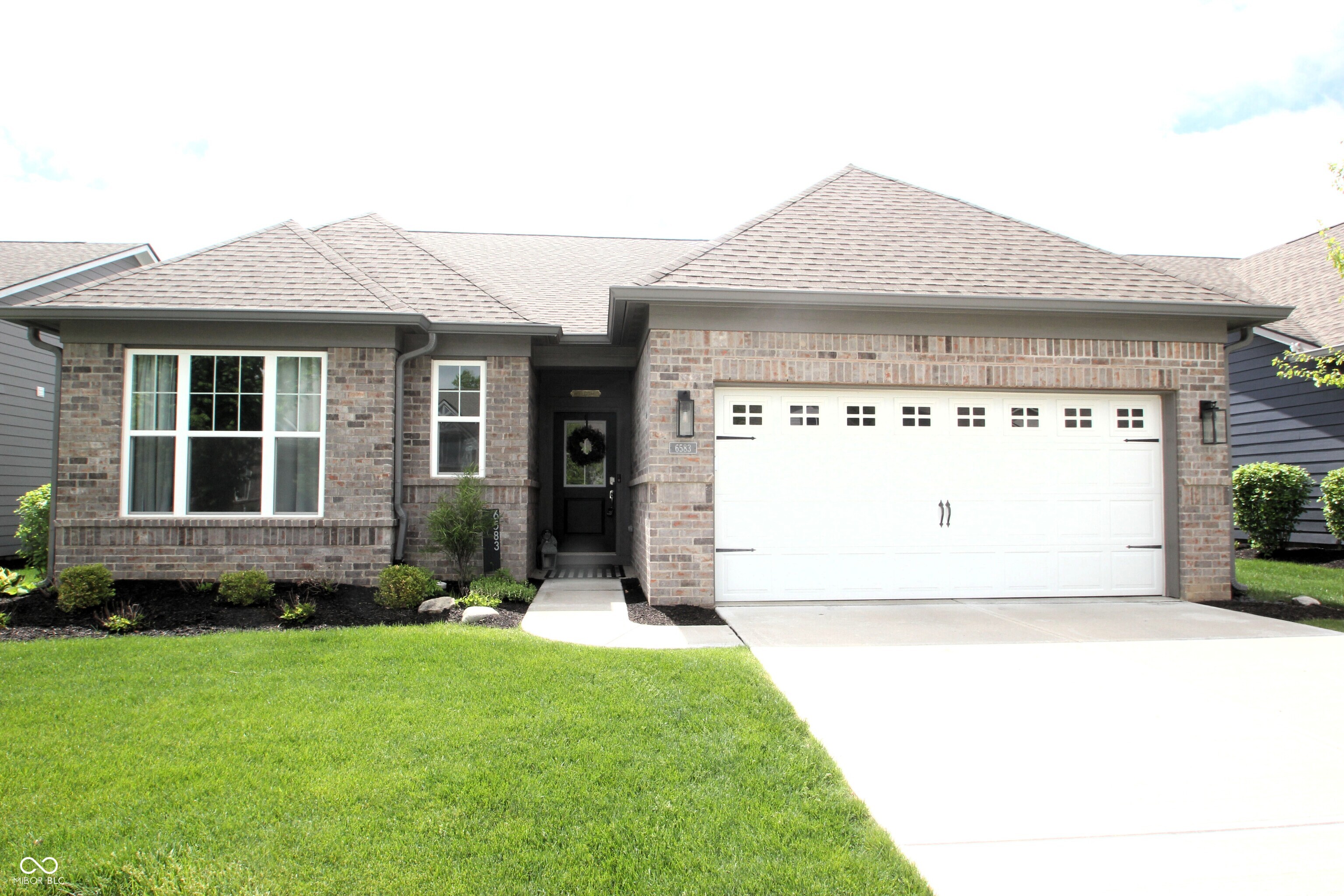 6583 Apperson Drive