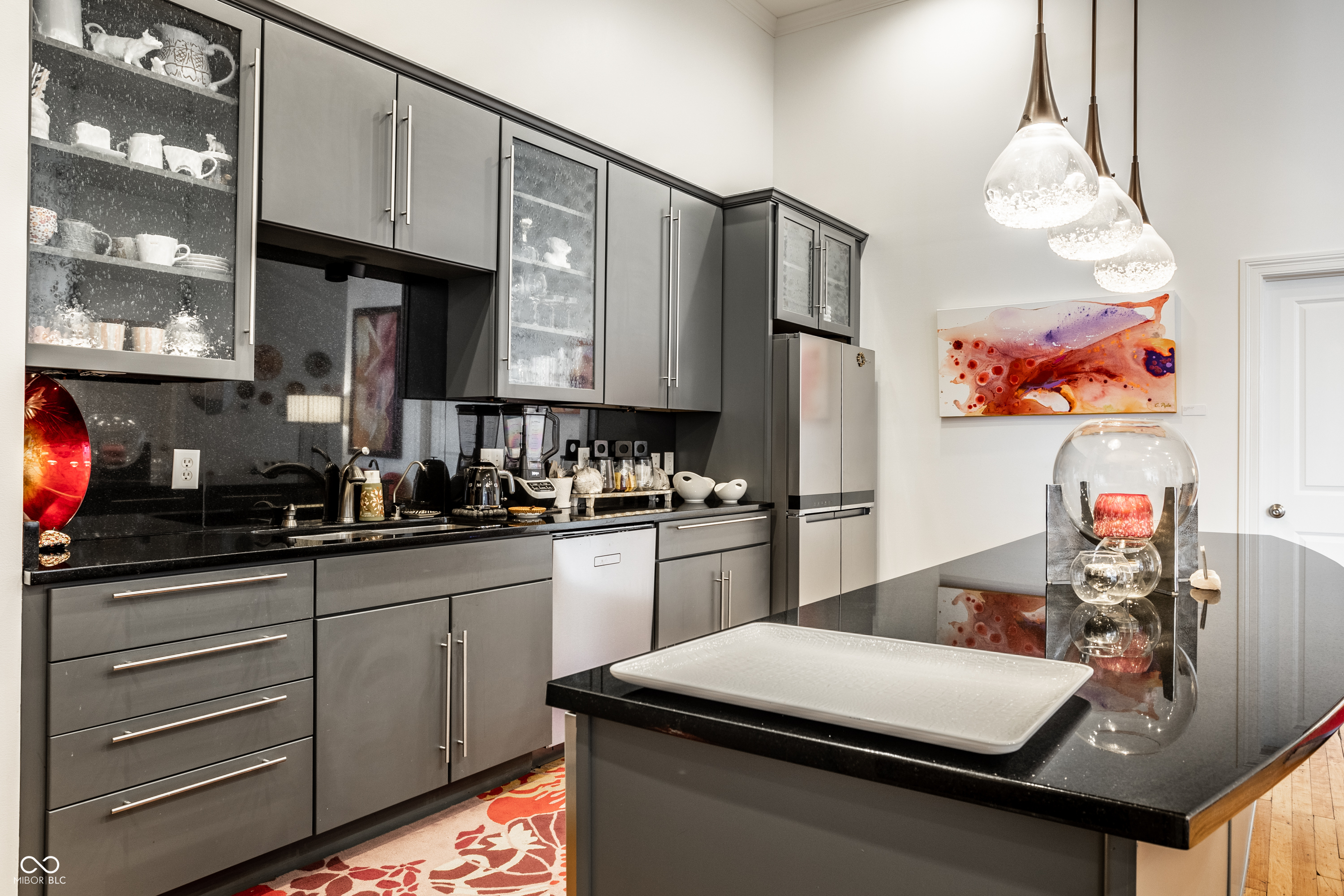 141 S Meridian Street Unit: 604