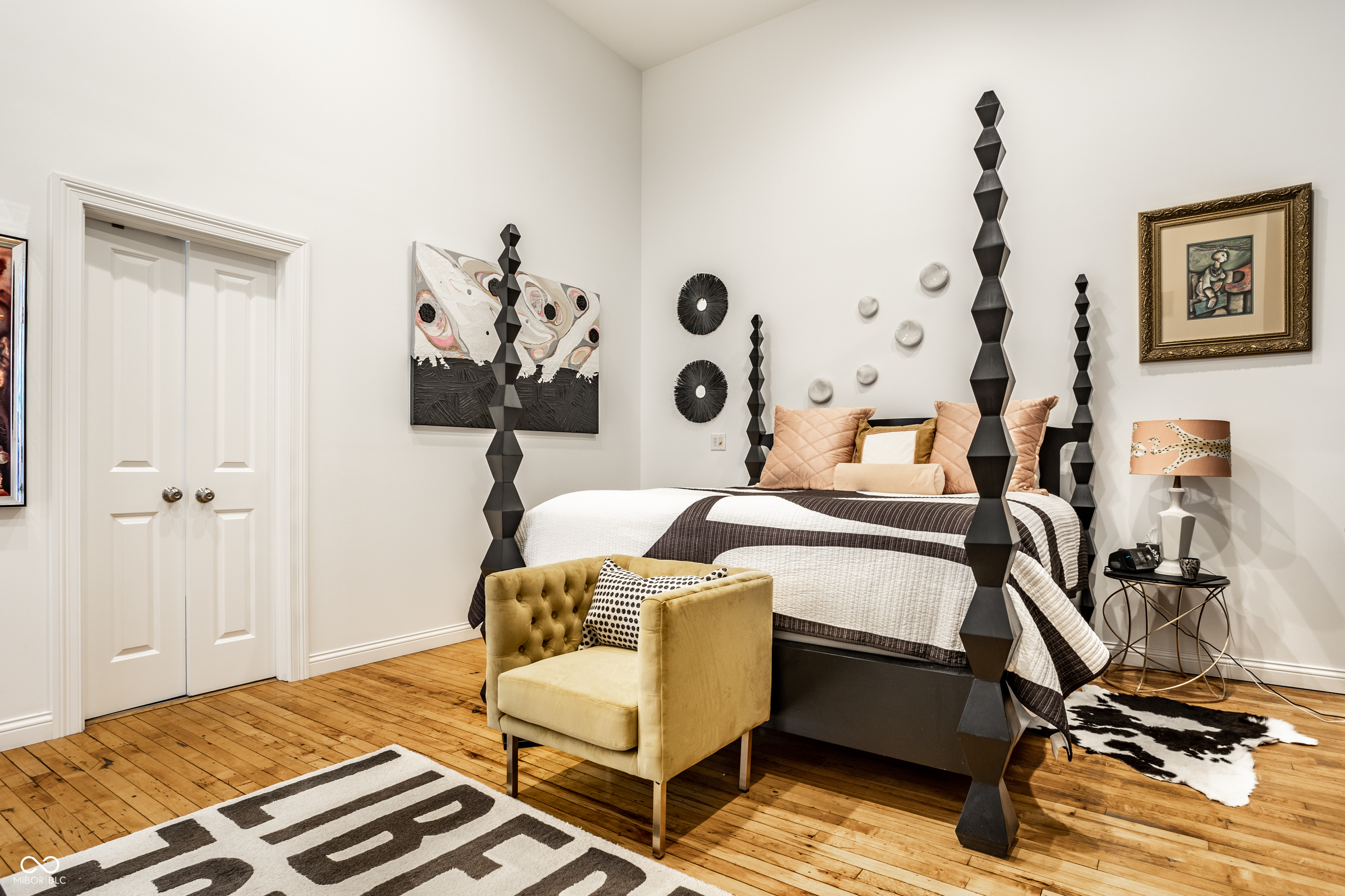 141 S Meridian Street Unit: 604