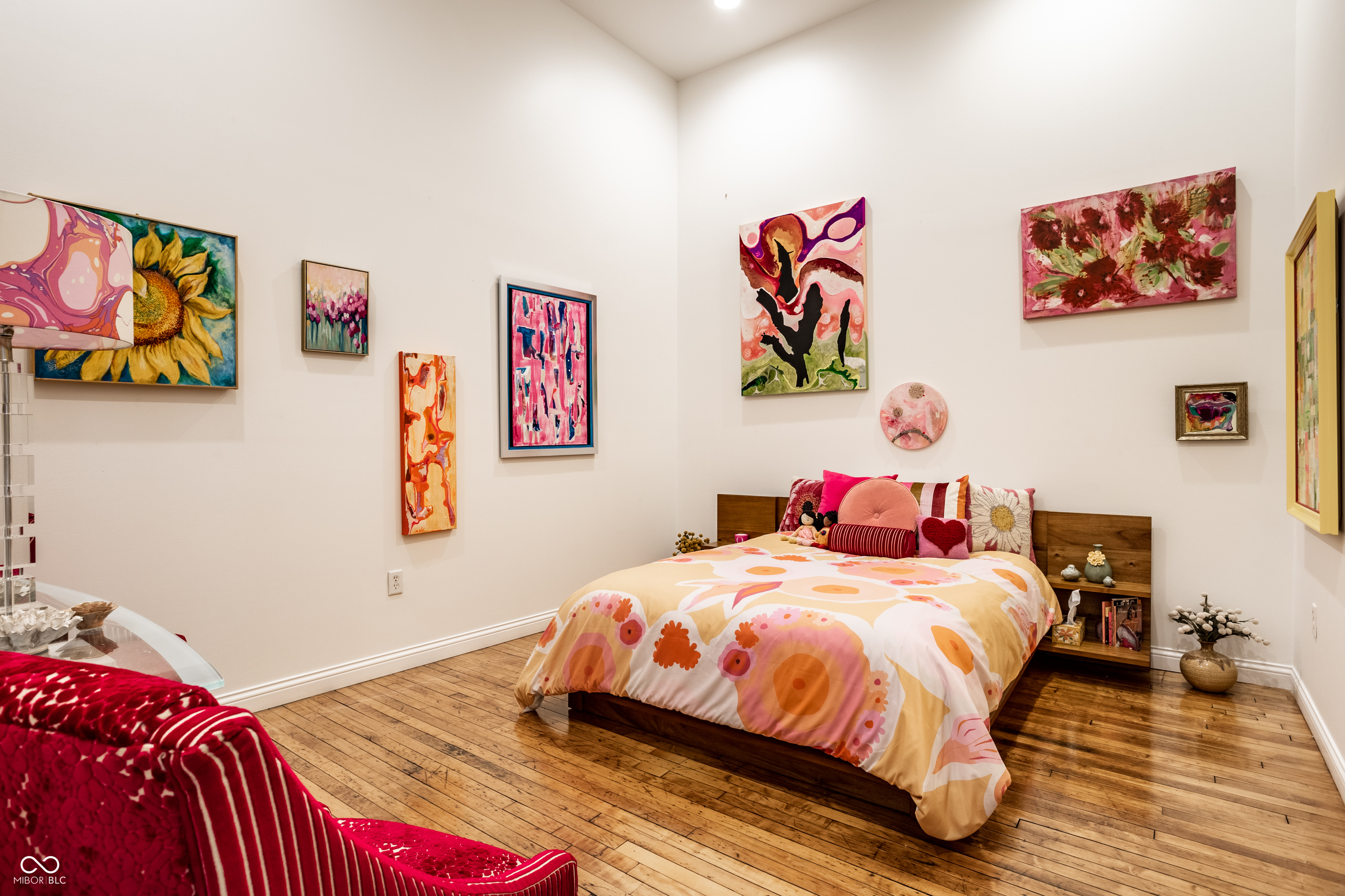 141 S Meridian Street Unit: 604