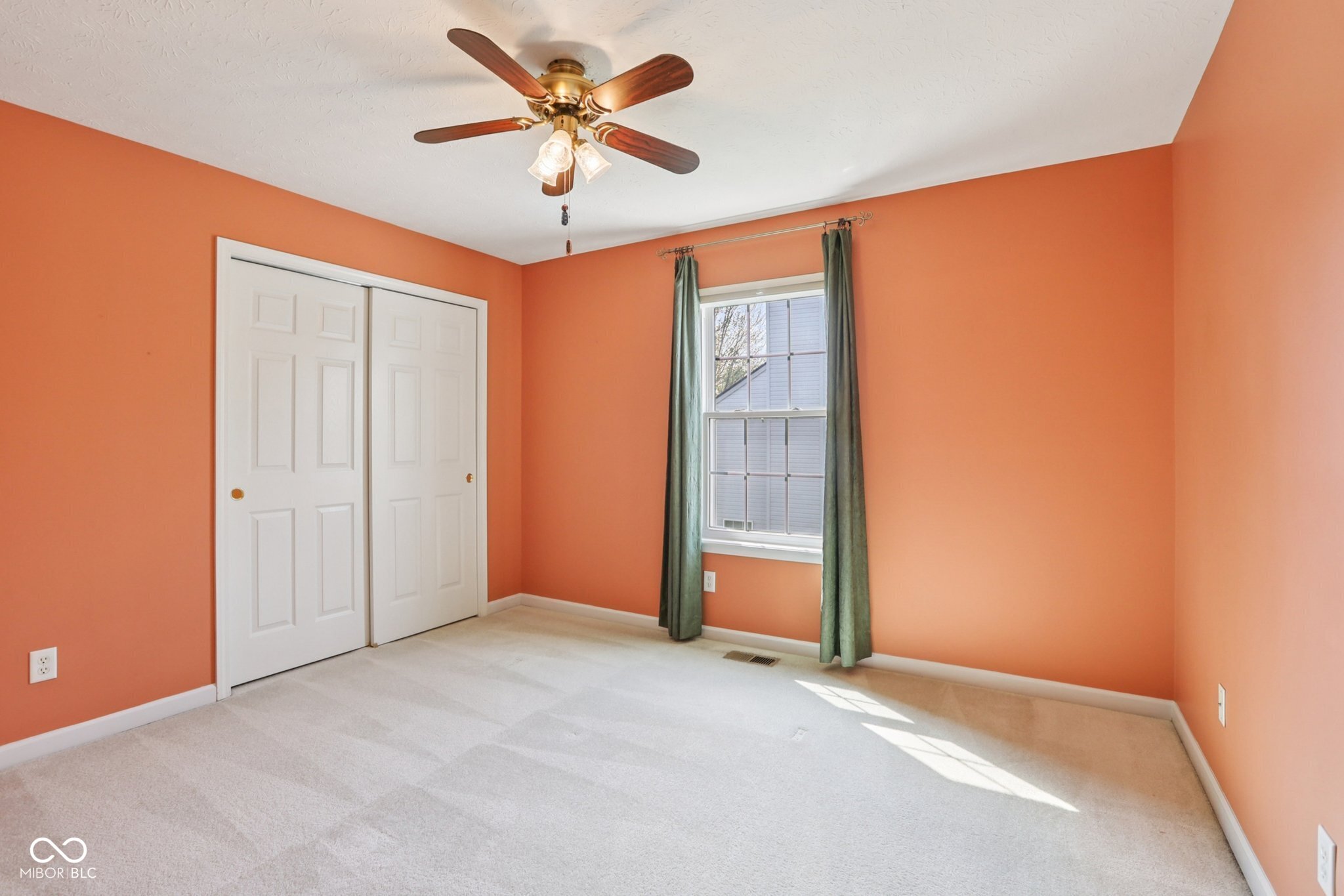 9195 N Coral Reef Road