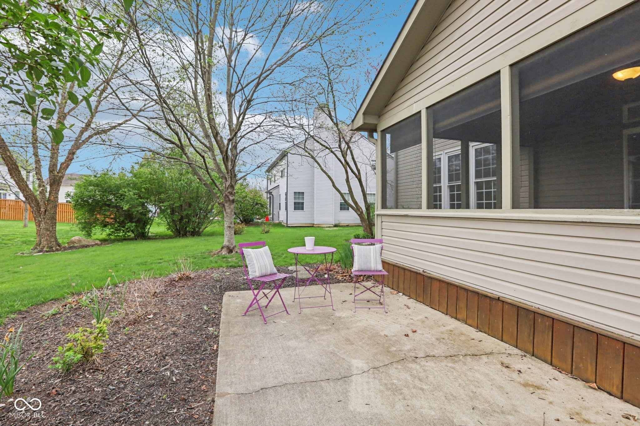 9195 N Coral Reef Road