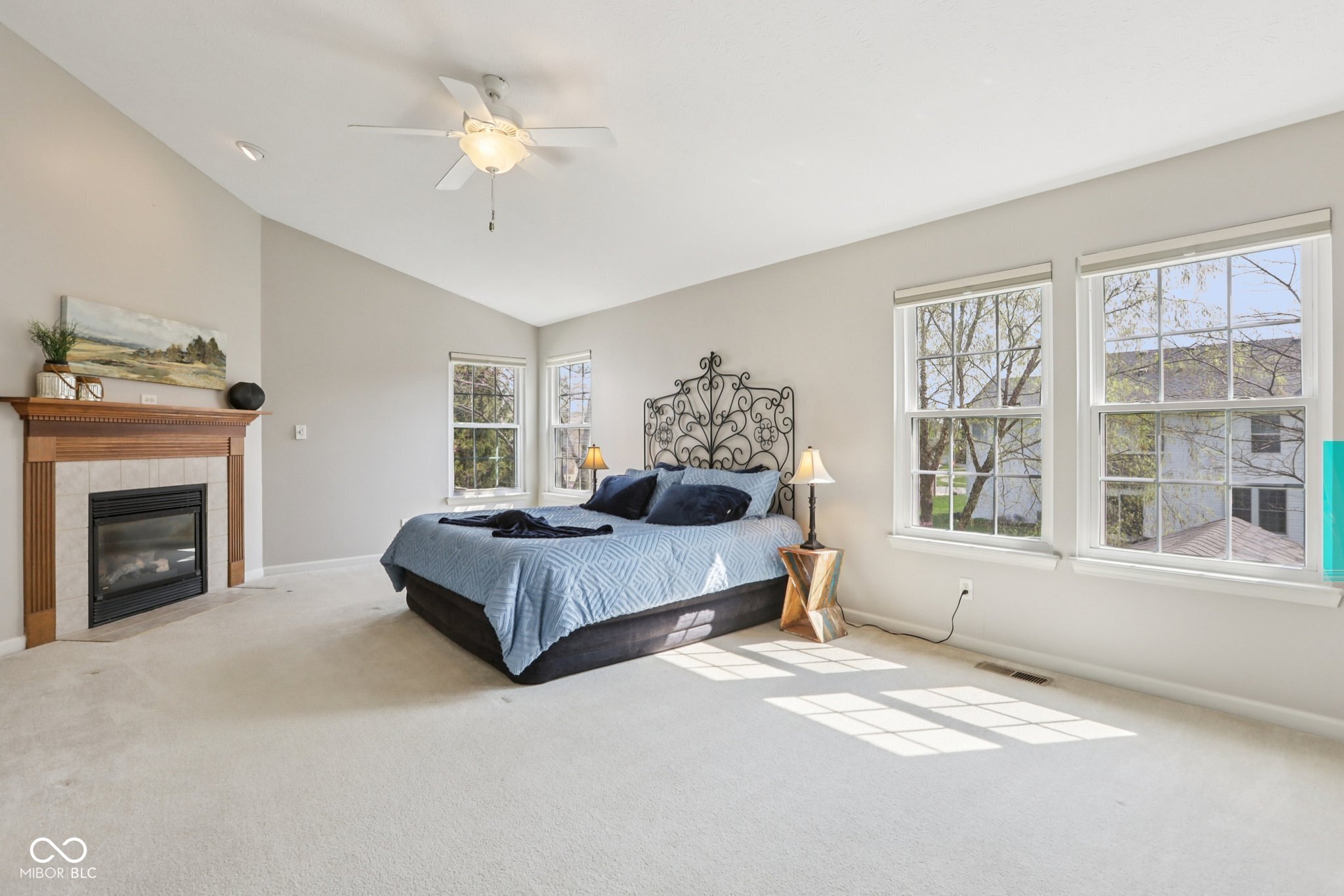 9195 N Coral Reef Road
