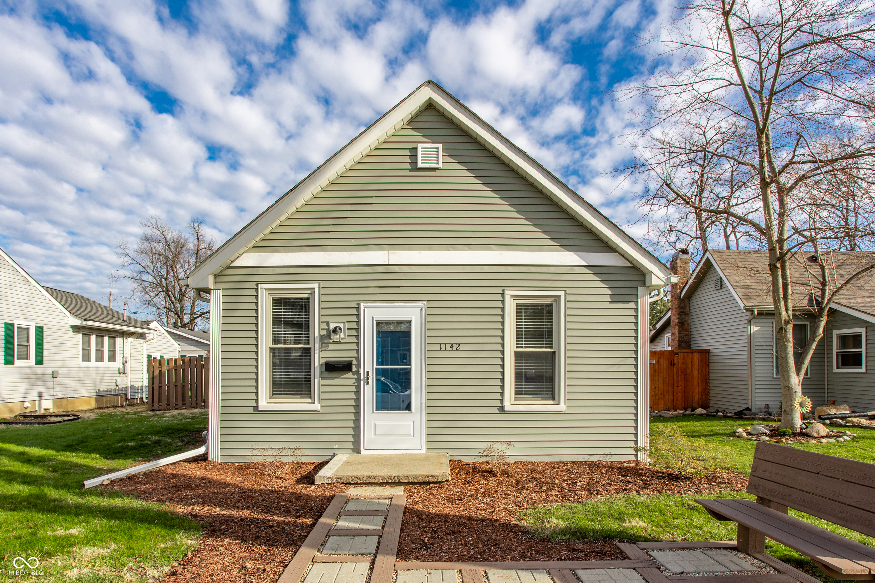1142 Central Avenue