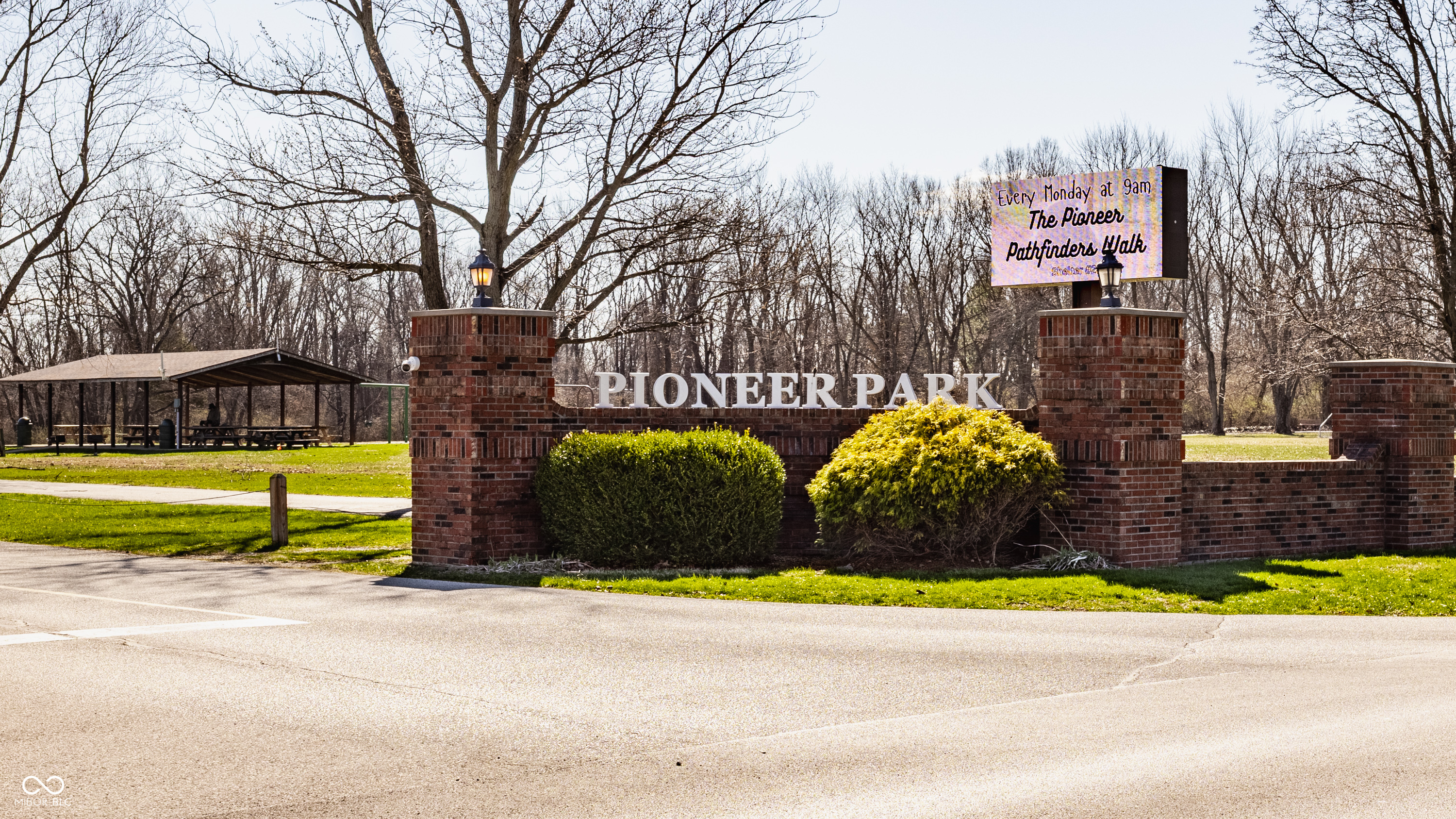698 Indianapolis Road