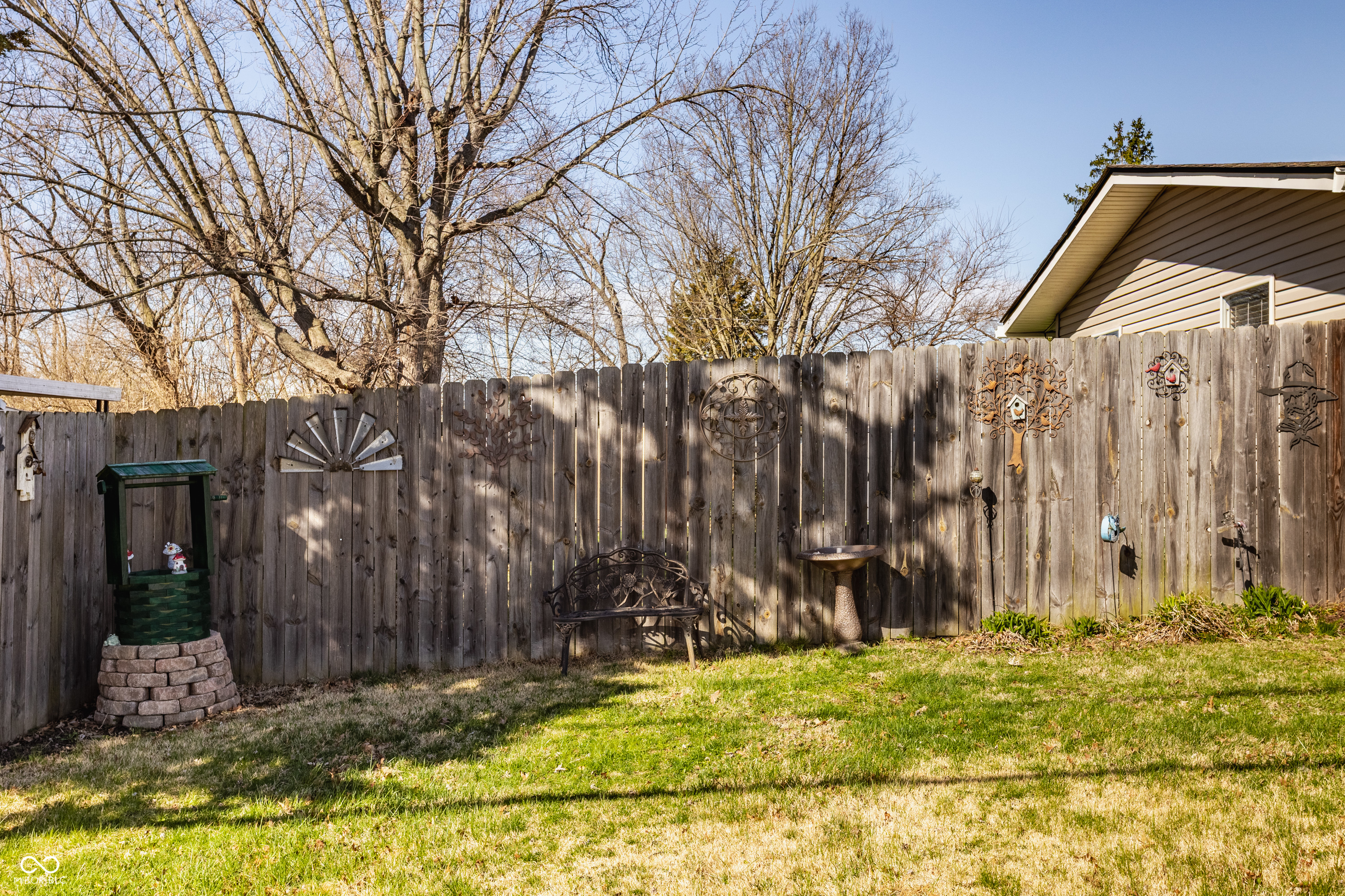 698 Indianapolis Road