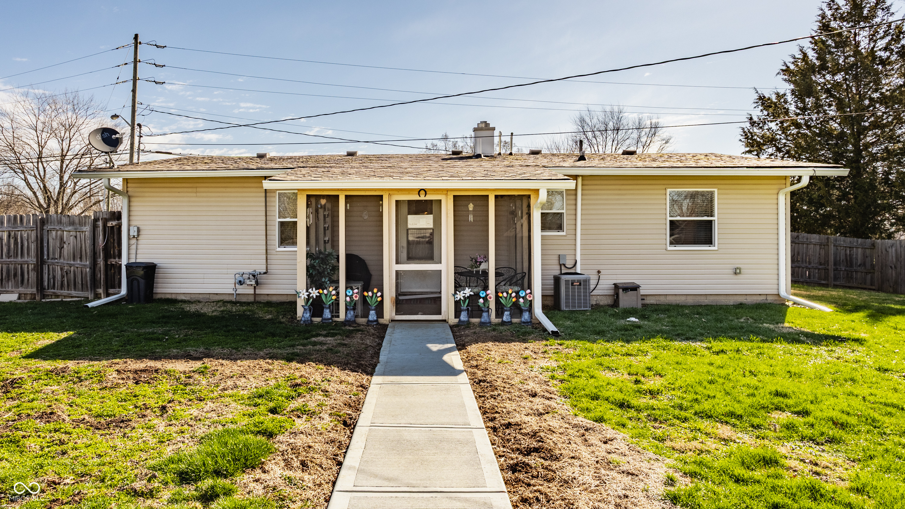 698 Indianapolis Road