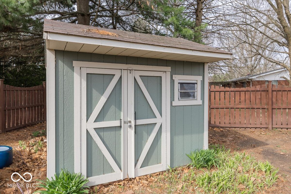 2023 W Orchard Drive