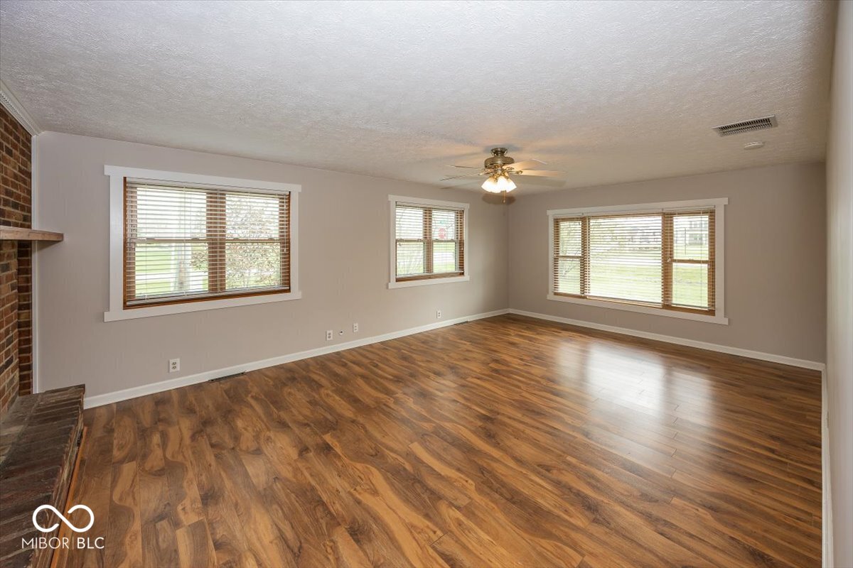 2023 W Orchard Drive