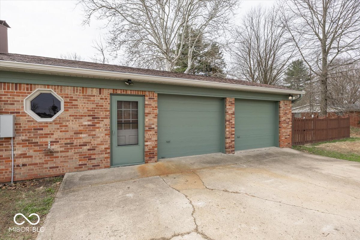2023 W Orchard Drive