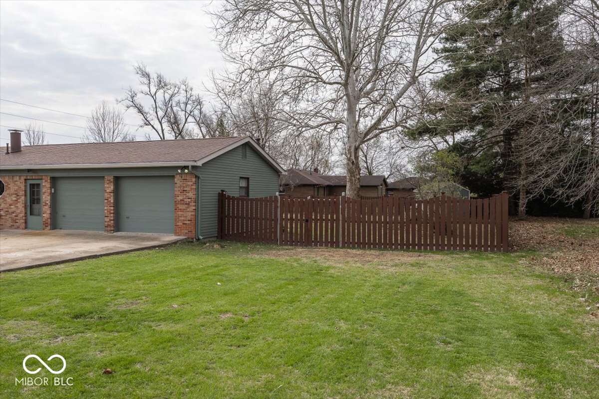 2023 W Orchard Drive
